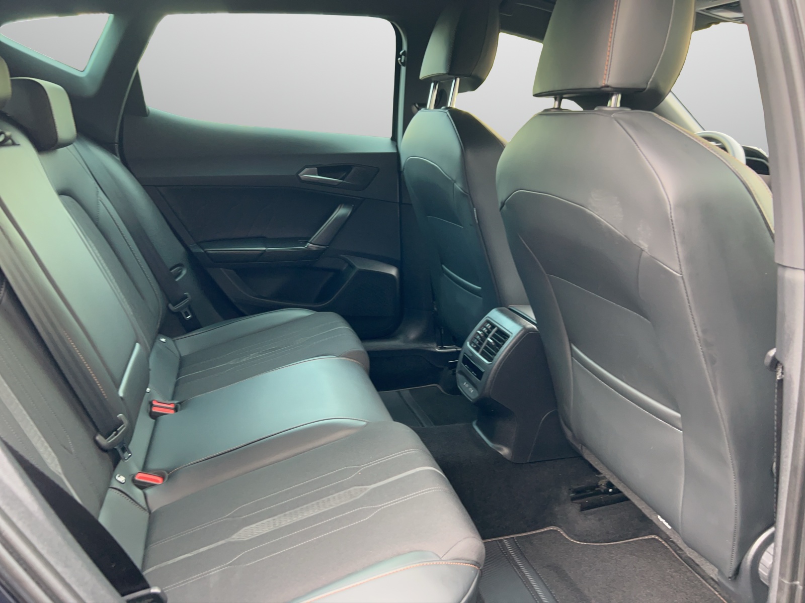 CUPRA Formentor 1.4 e-HYBRID pHEV Allalin DSG-image-10