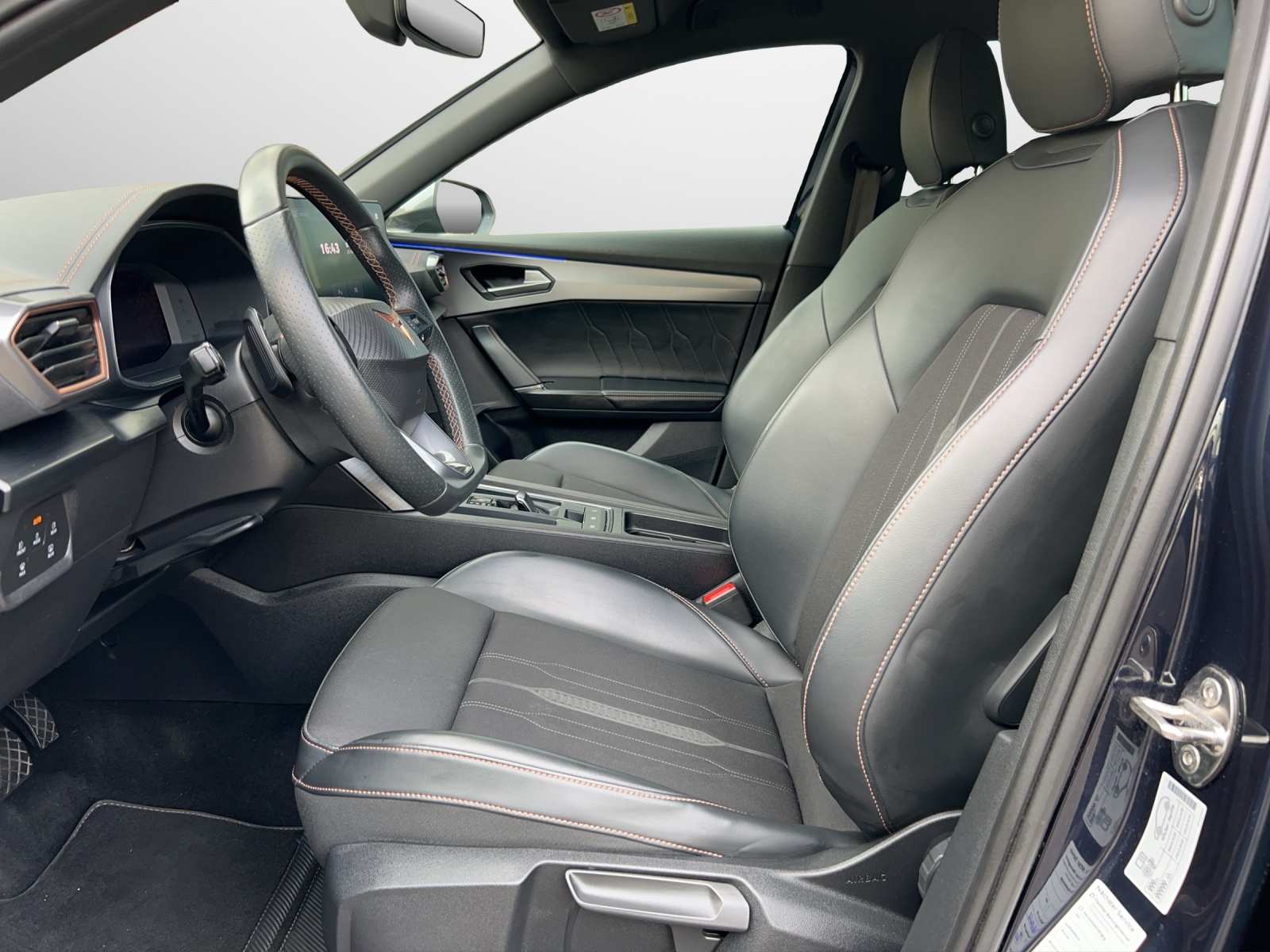CUPRA Formentor 1.4 e-HYBRID pHEV Allalin DSG-image-4