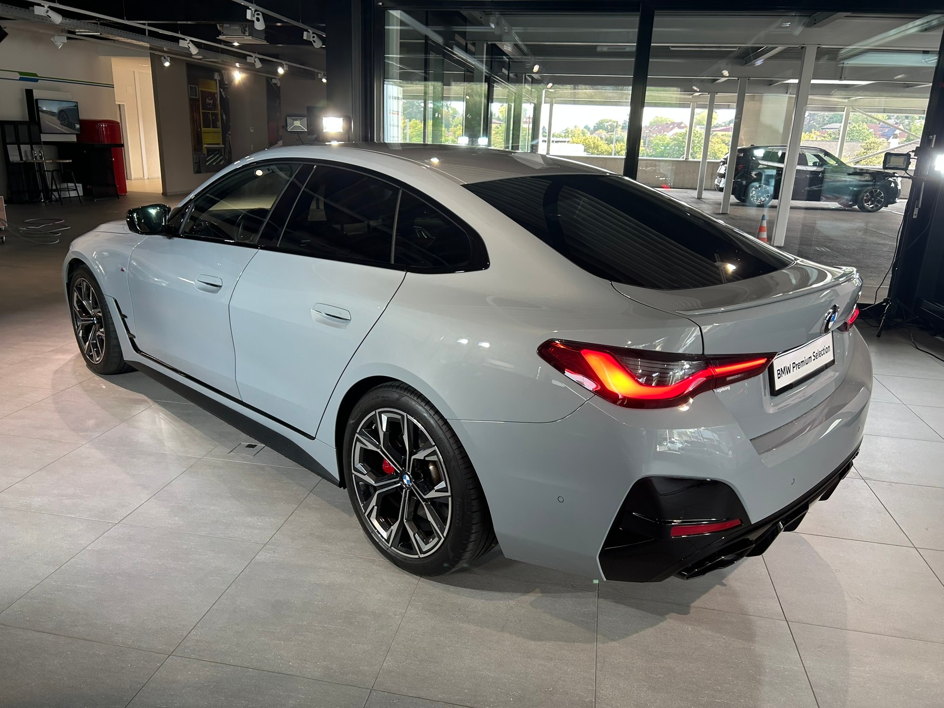 BMW M440i xDrive 48V Gran Coupé Steptronic-image-7