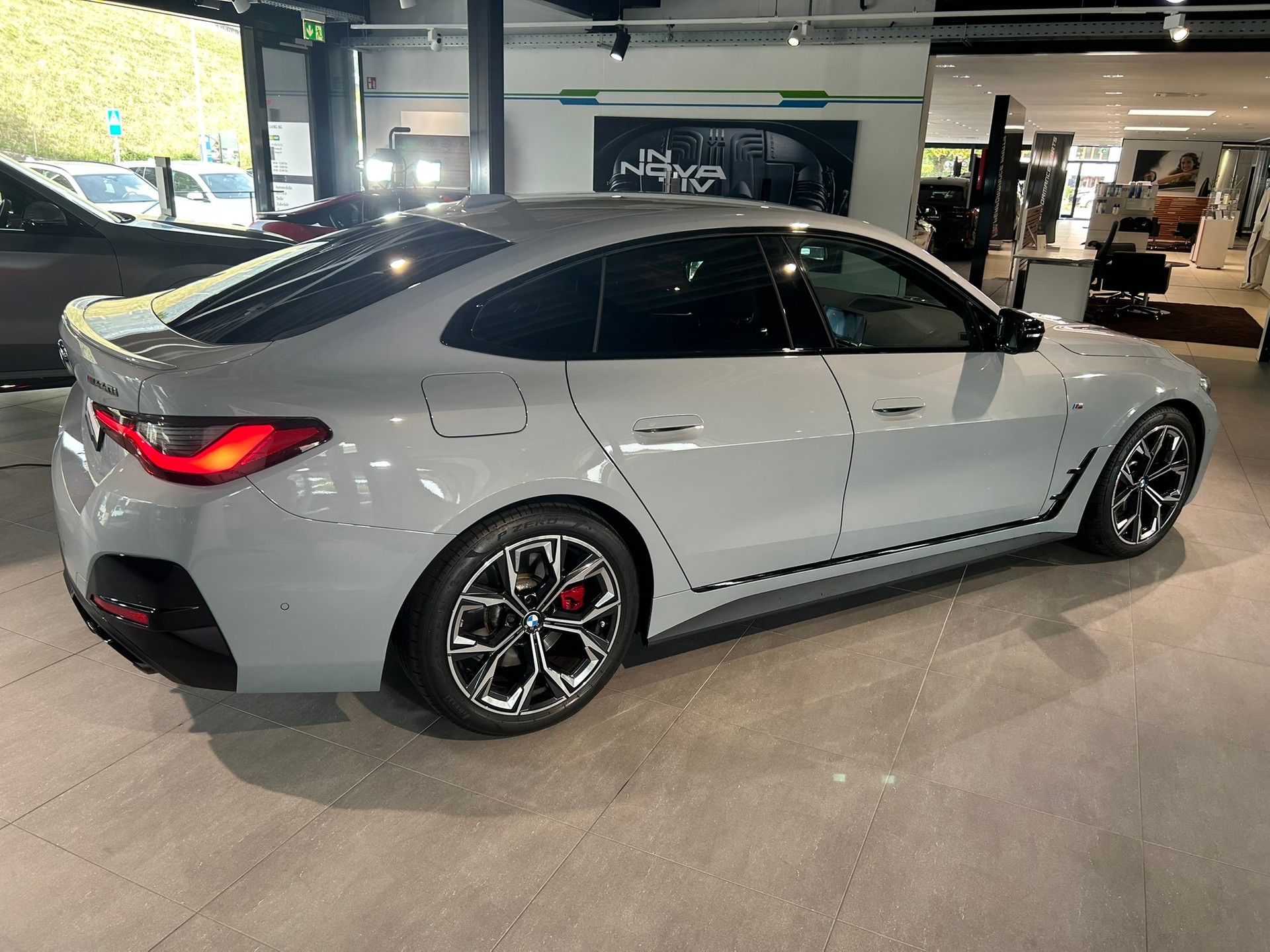 BMW M440i xDrive 48V Gran Coupé Steptronic-image-11