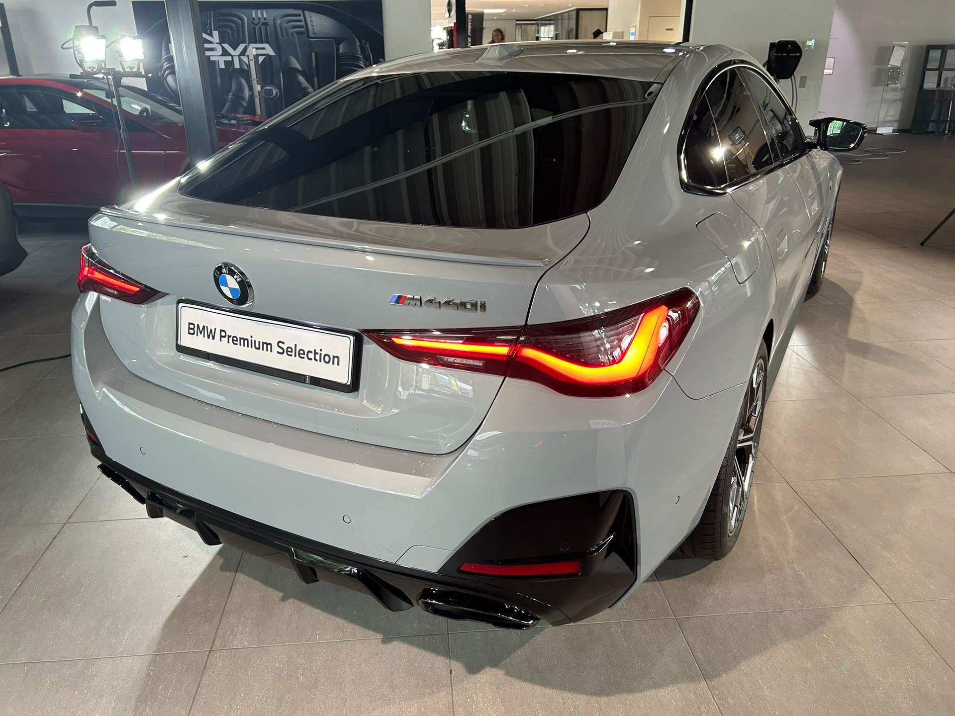 BMW M440i xDrive 48V Gran Coupé Steptronic-image-14