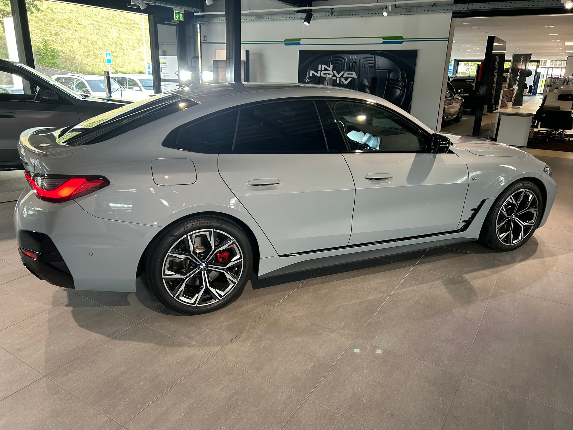 BMW M440i xDrive 48V Gran Coupé Steptronic-image-10