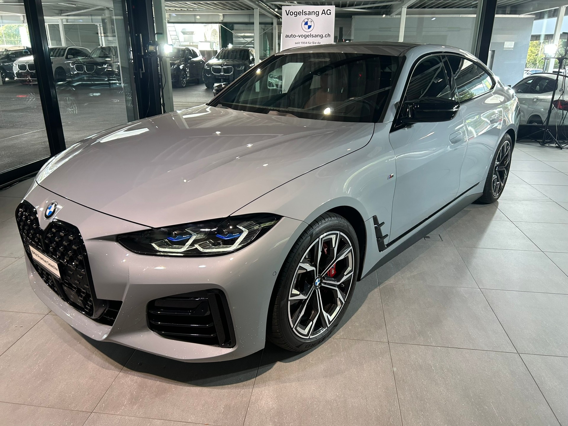 BMW M440i xDrive 48V Gran Coupé Steptronic-image-2