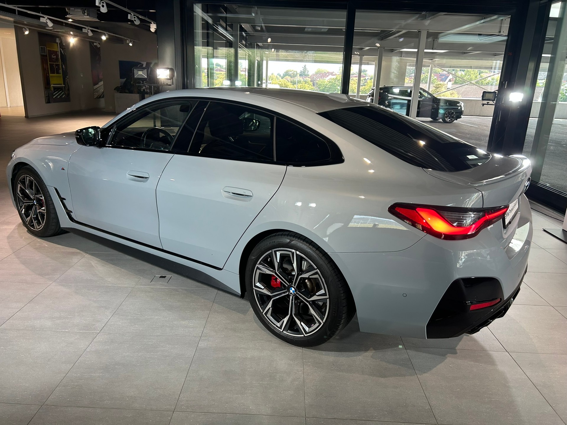 BMW M440i xDrive 48V Gran Coupé Steptronic-image-6