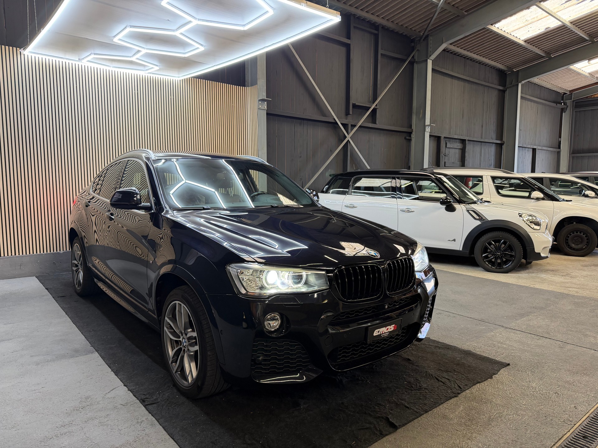 BMW X4 xDrive 20d Steptronic M-Packet-image-2