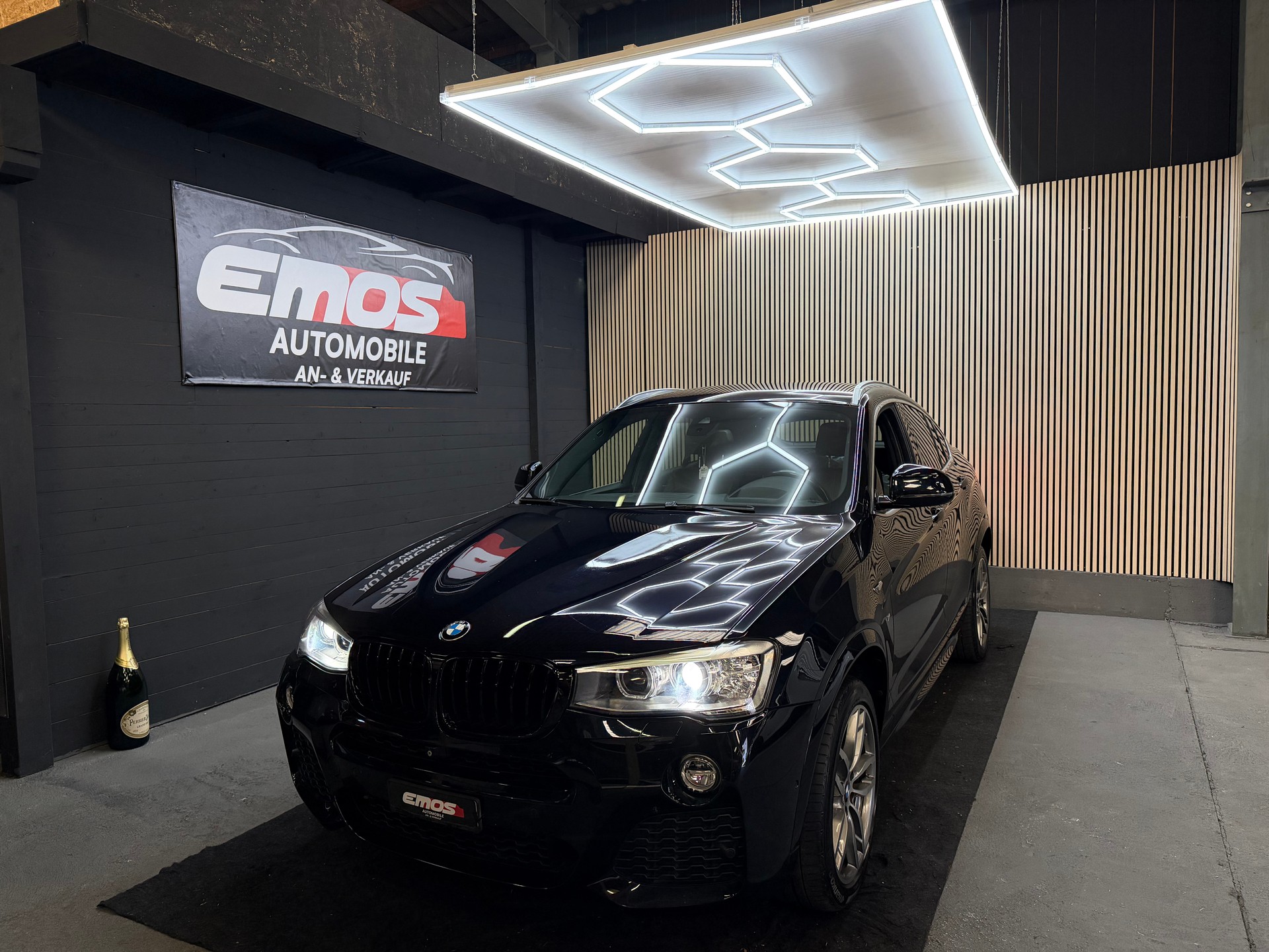 BMW X4 xDrive 20d Steptronic M-Packet-image-0