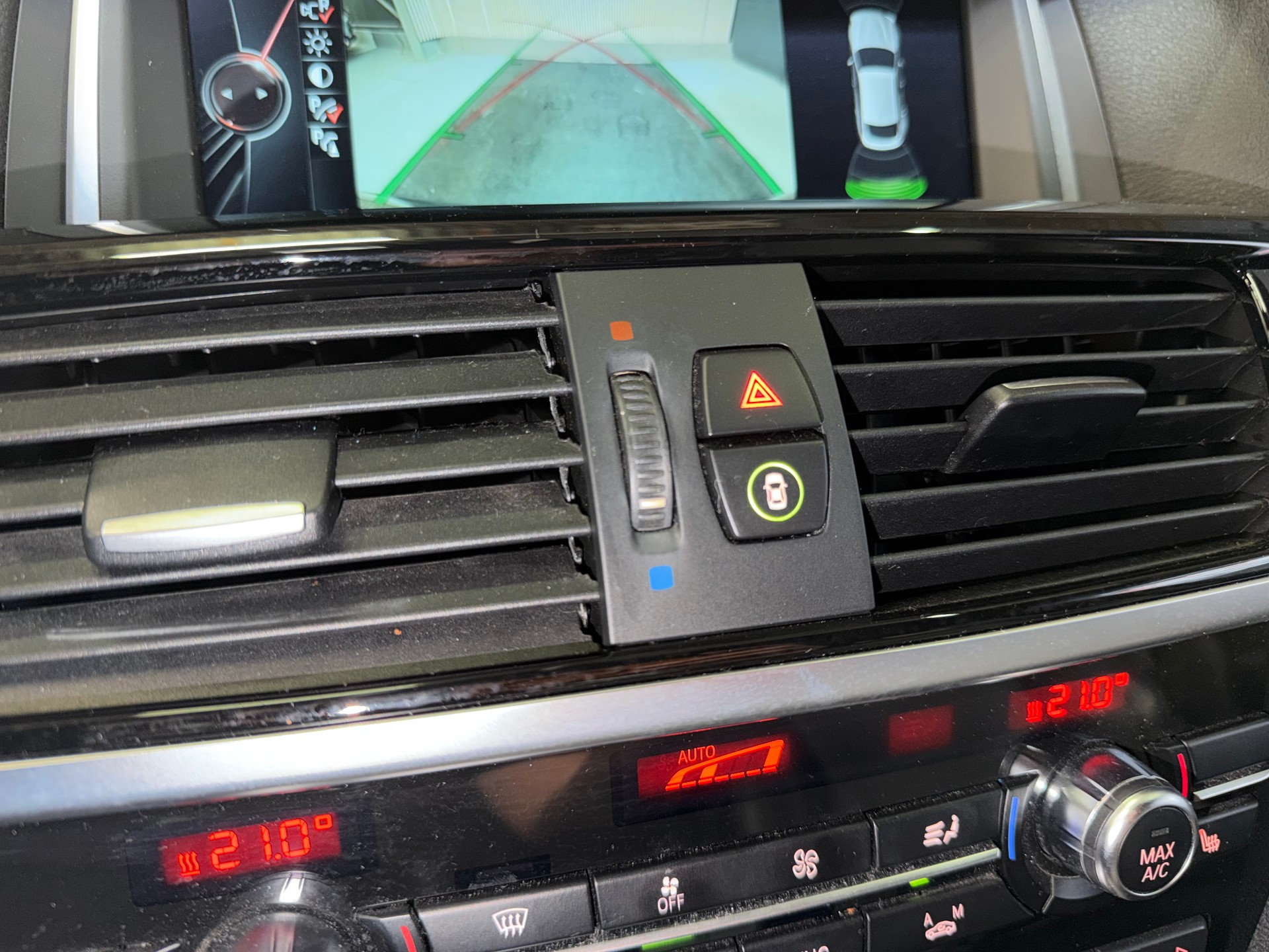 BMW X4 xDrive 20d Steptronic M-Packet-image-12