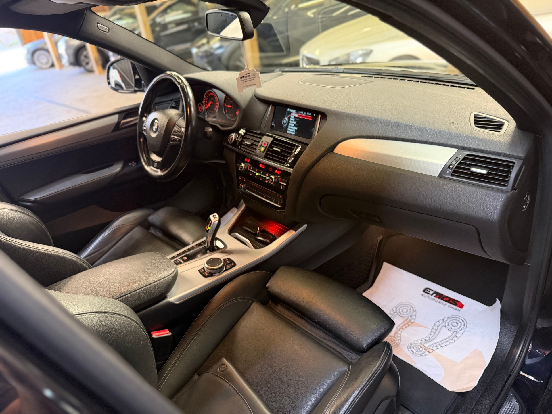 BMW X4 xDrive 20d Steptronic M-Packet-image-8