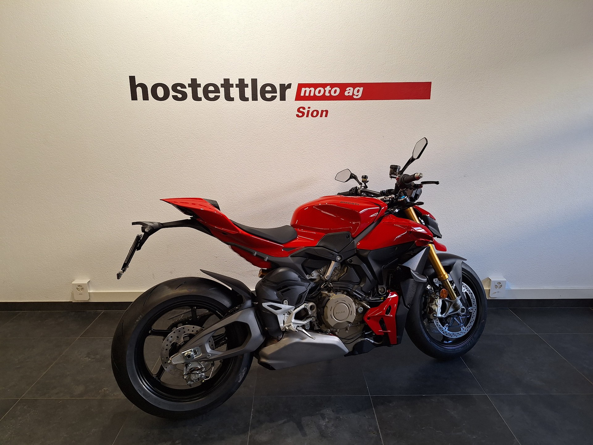 DUCATI Streetfighter V4 S-showroom-element-2