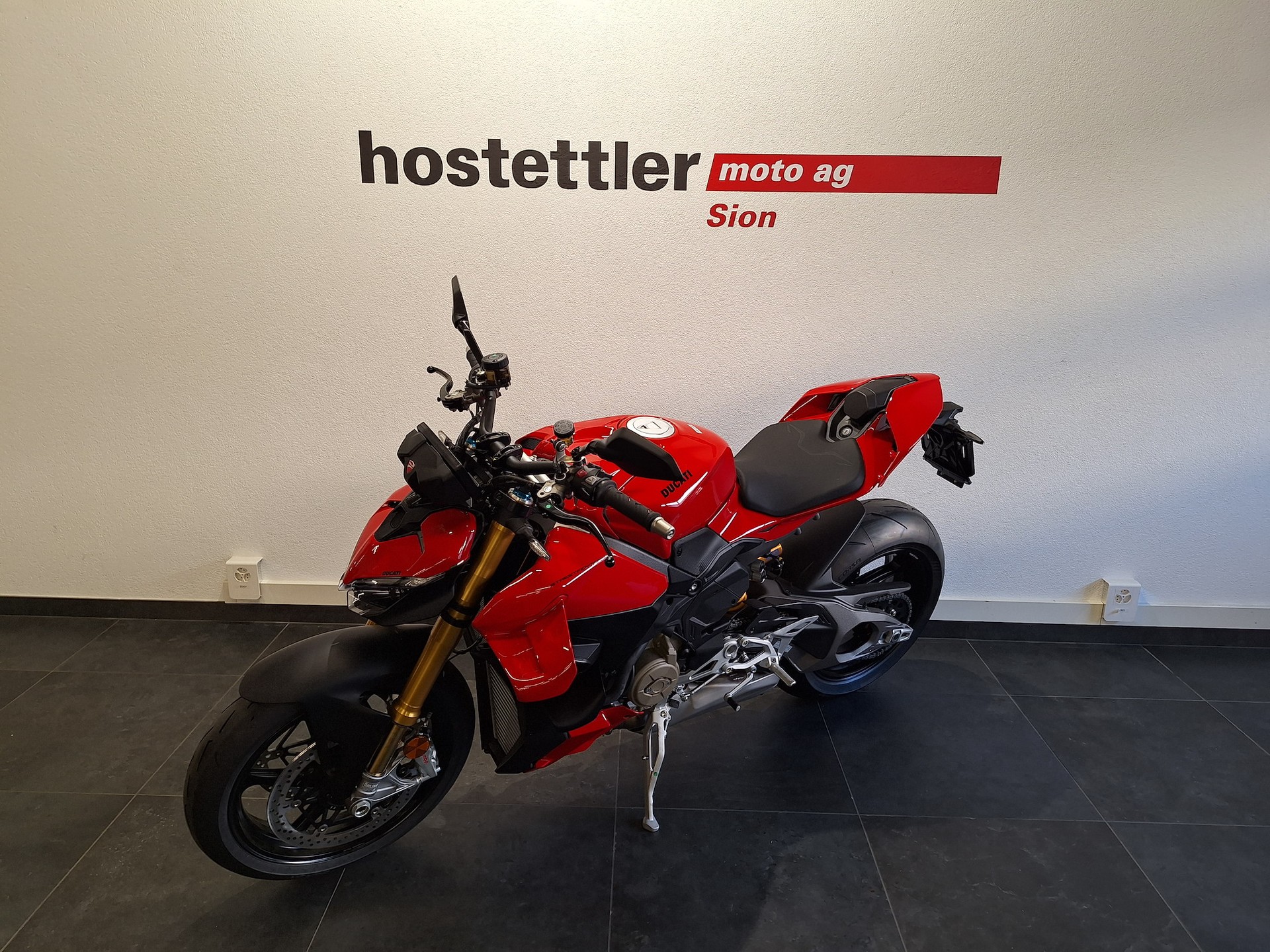 DUCATI Streetfighter V4 S-showroom-element-3
