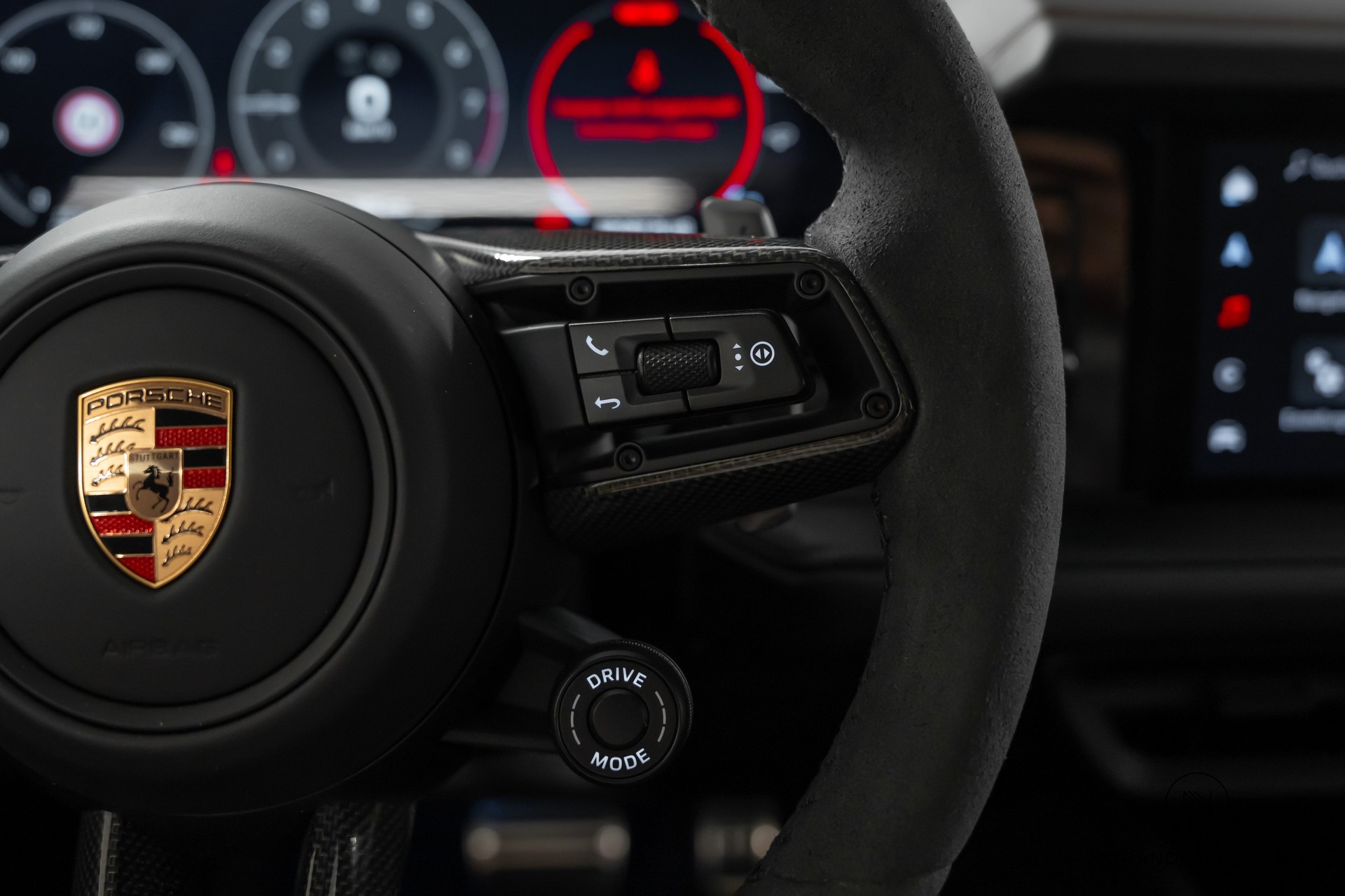 PORSCHE Cayenne 4.0 V8 GTS-image-27