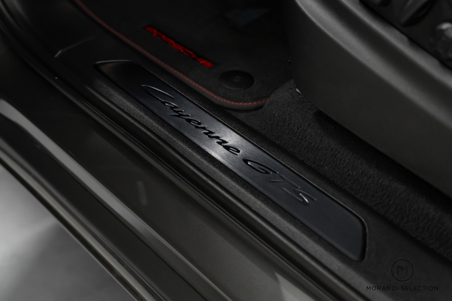 PORSCHE Cayenne 4.0 V8 GTS-image-24