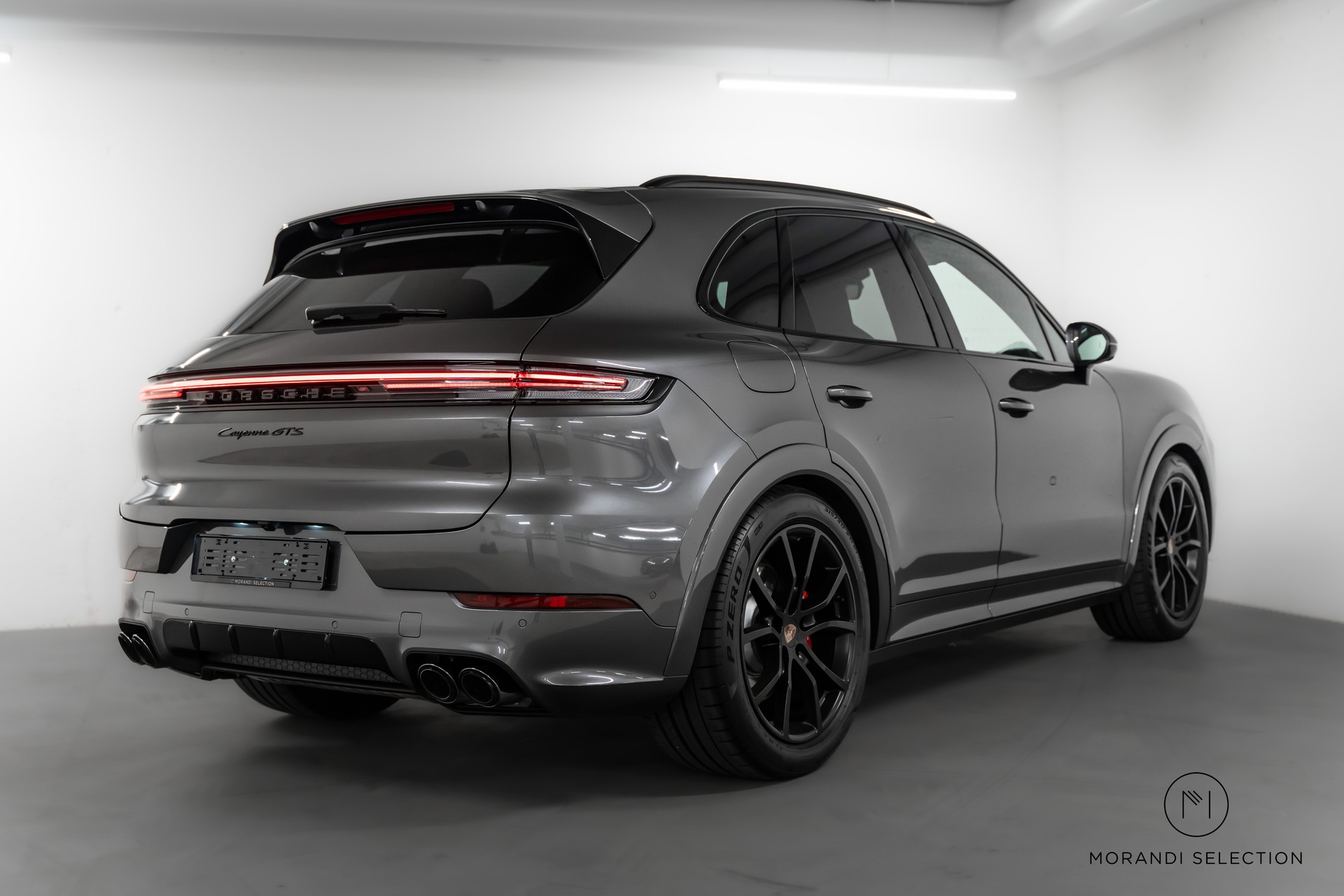 PORSCHE Cayenne 4.0 V8 GTS-image-2