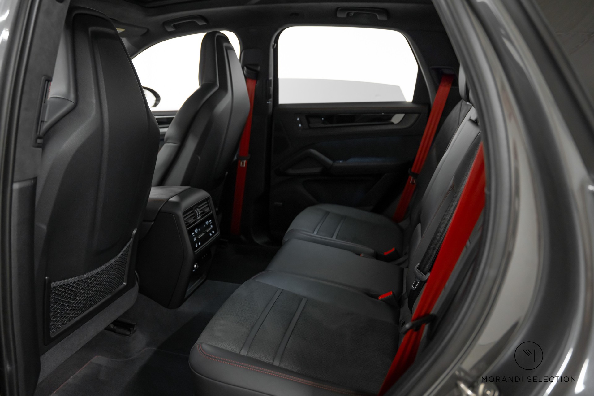 PORSCHE Cayenne 4.0 V8 GTS-image-15