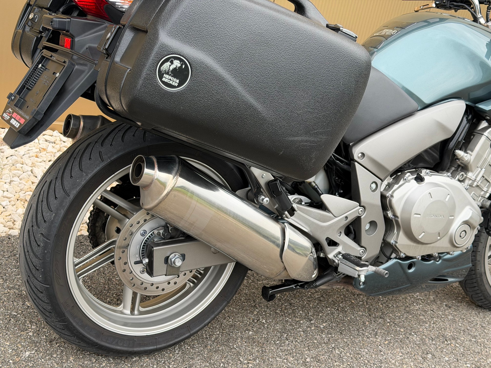 HONDA CBF 1000 ABS-image-6