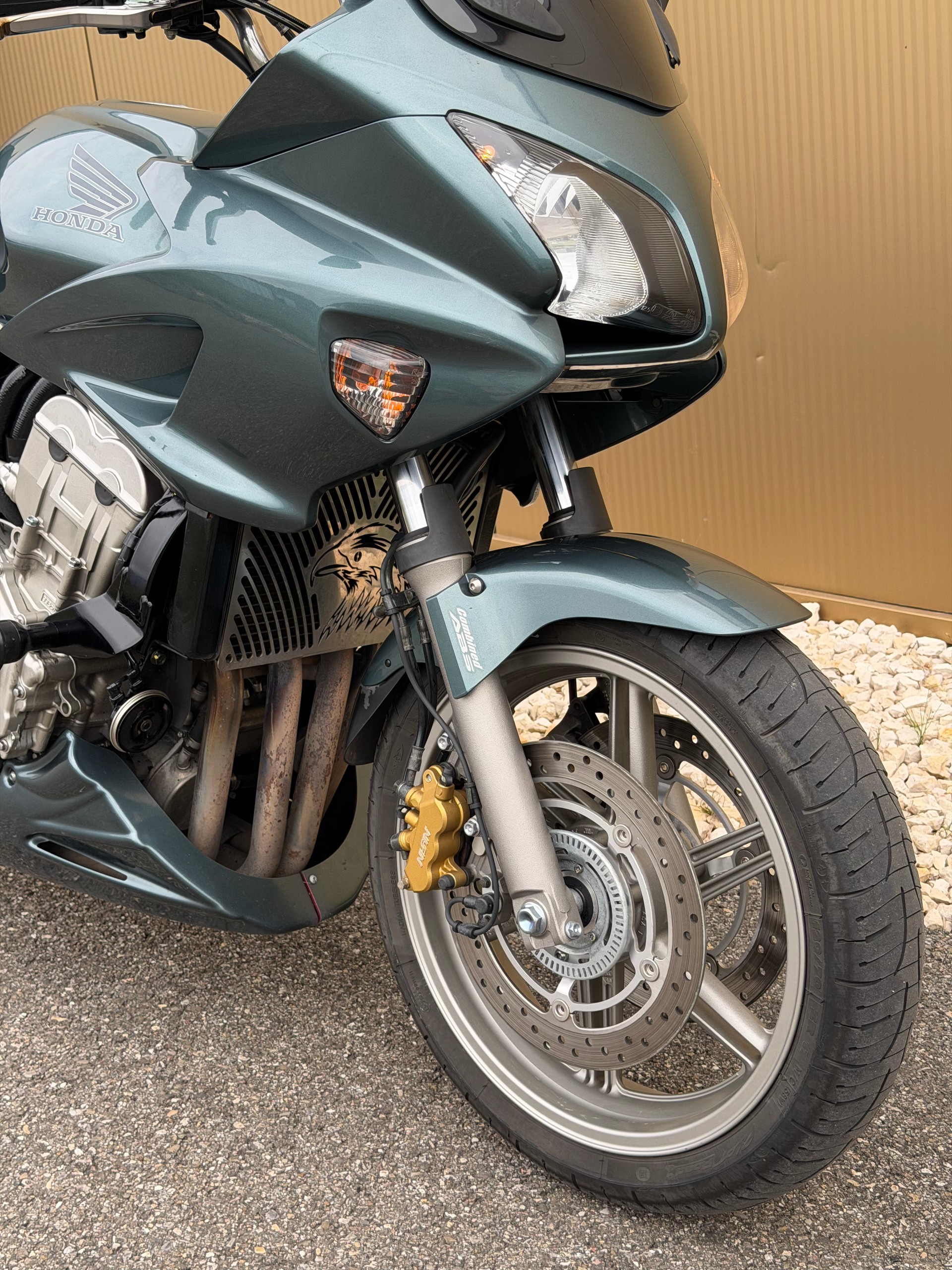 HONDA CBF 1000 ABS-showroom-element-1