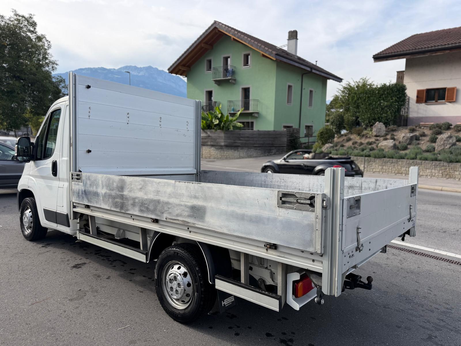 CITROEN Jumper 35 2.0 BlueHDi 130 Attraction L2-image-4