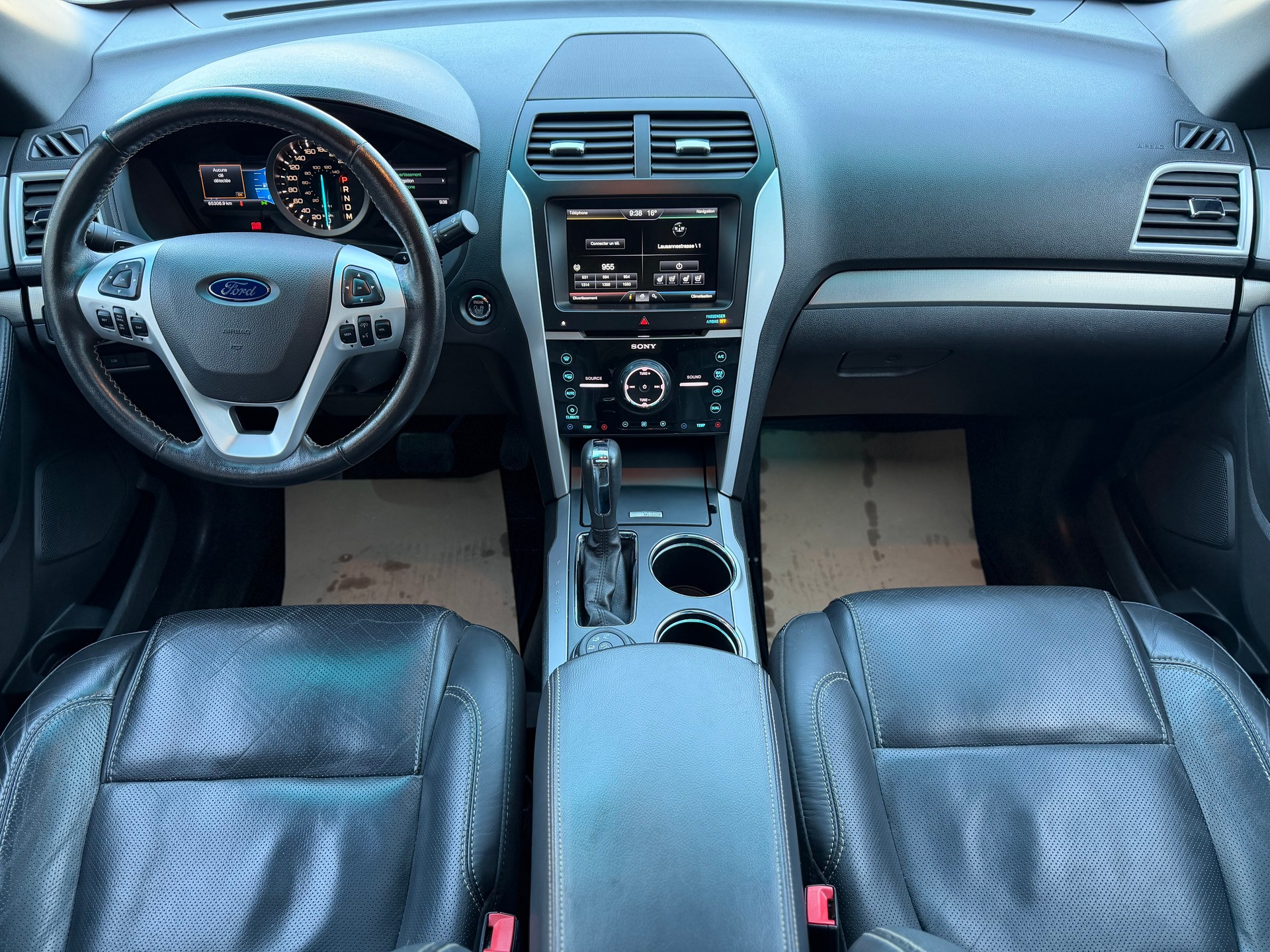 FORD Explorer Sport-image-10