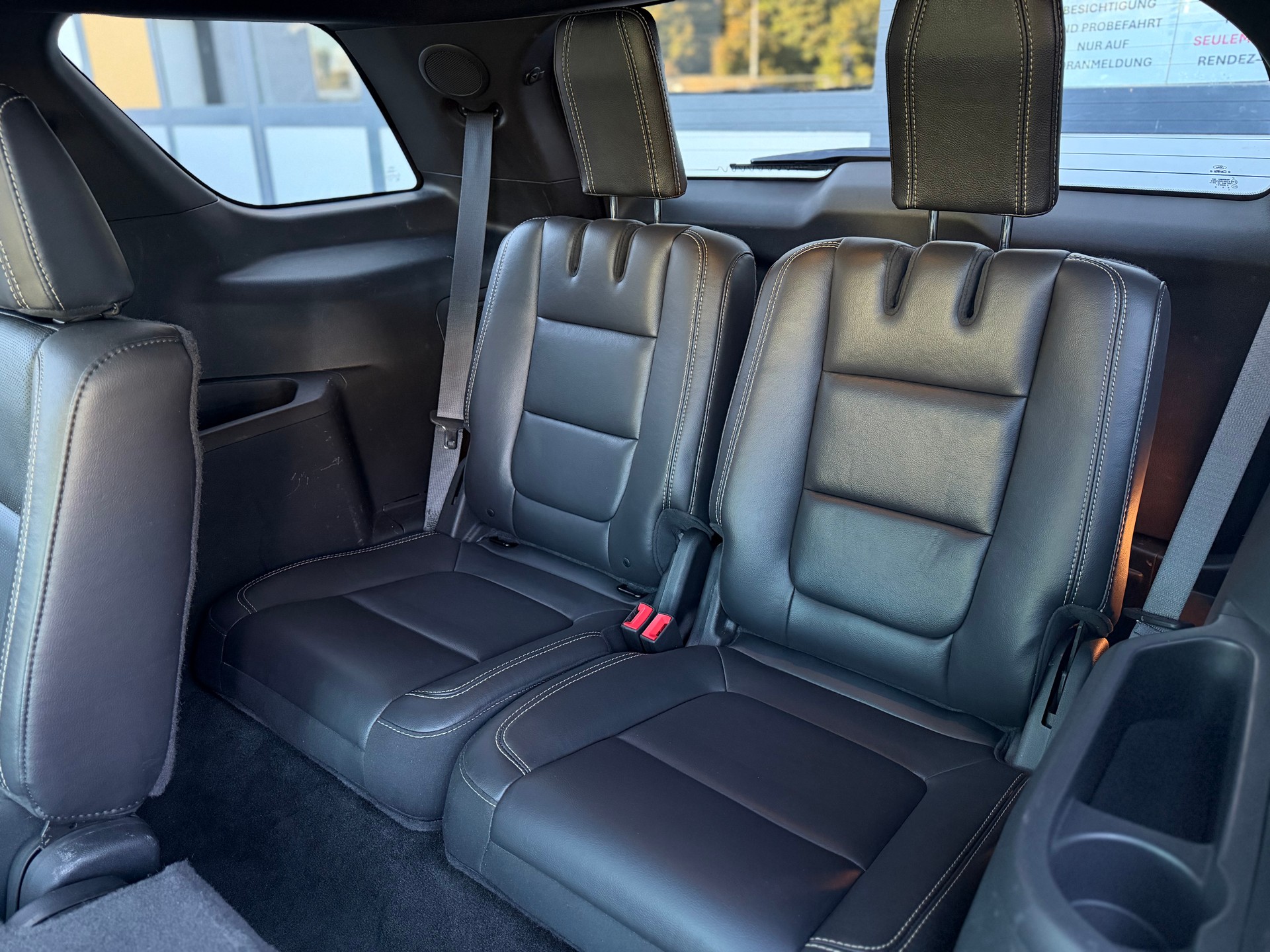 FORD Explorer Sport-image-11