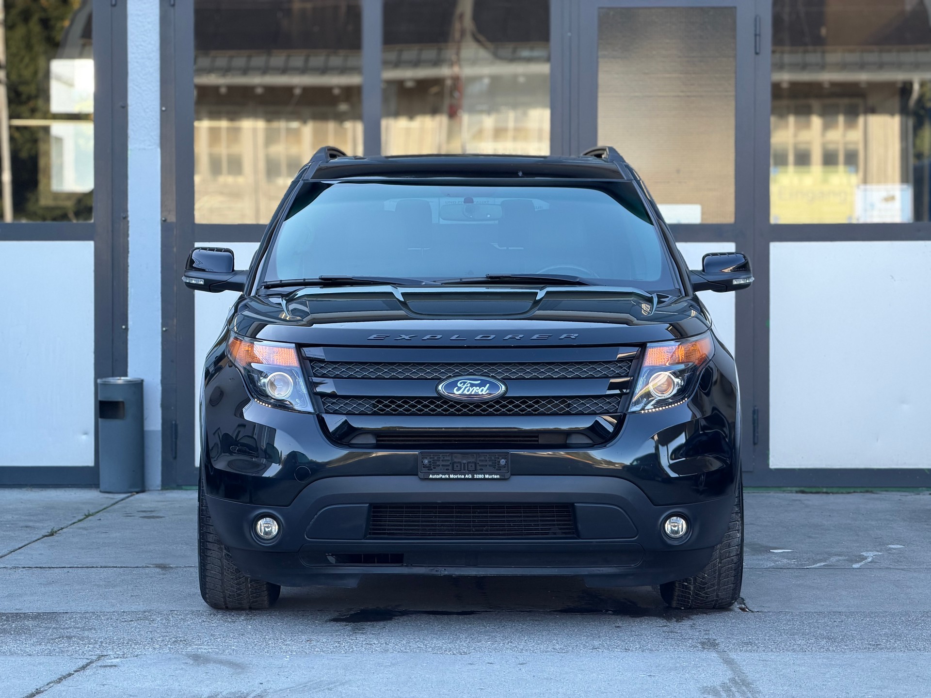 FORD Explorer Sport-image-2