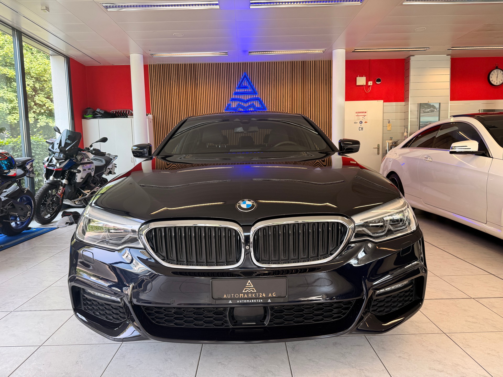 BMW 530d xDrive M-Sport ''Anhängerkupplung'' SAG-image-1