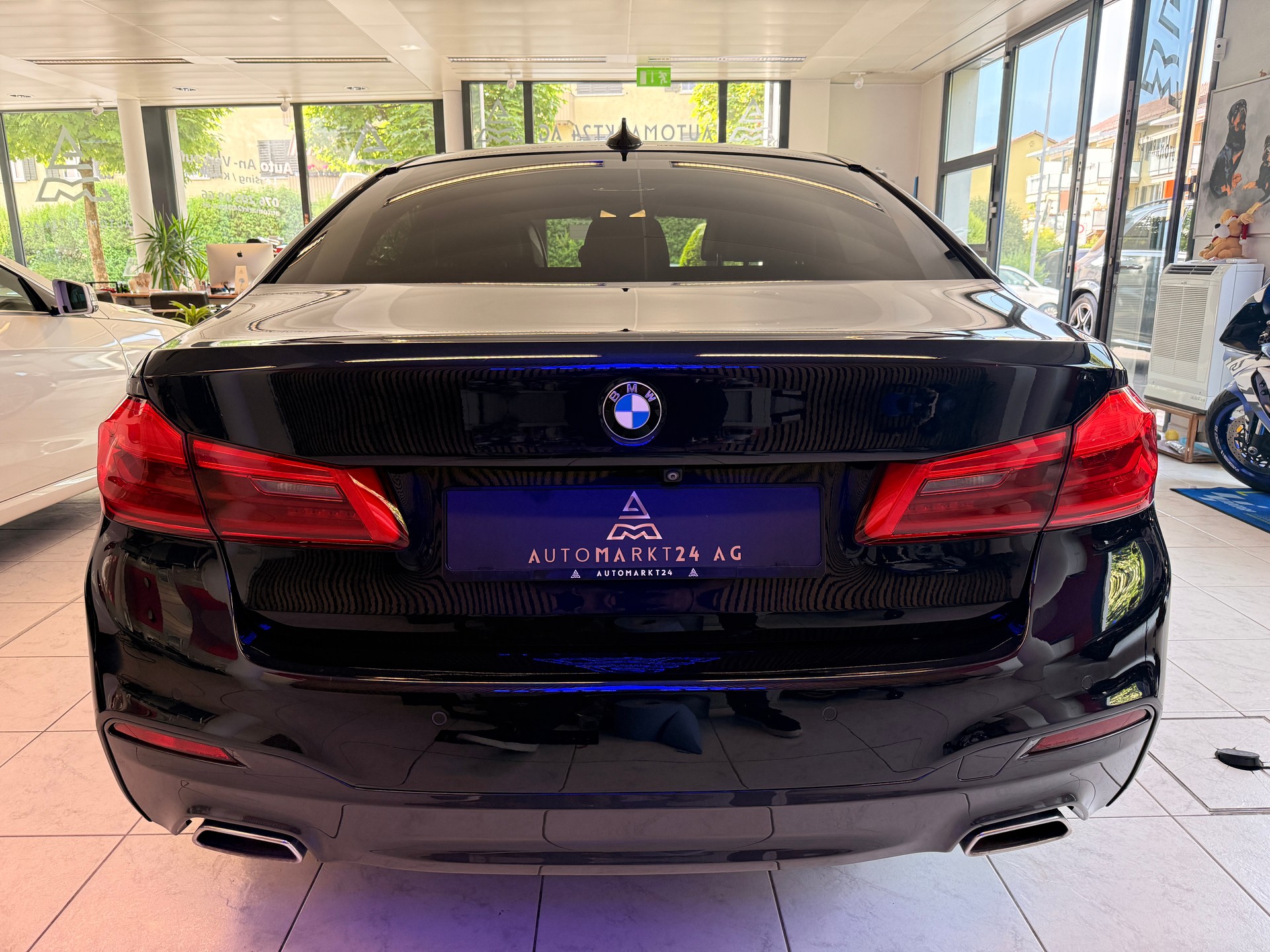 BMW 530d xDrive M-Sport ''Anhängerkupplung'' SAG-image-14