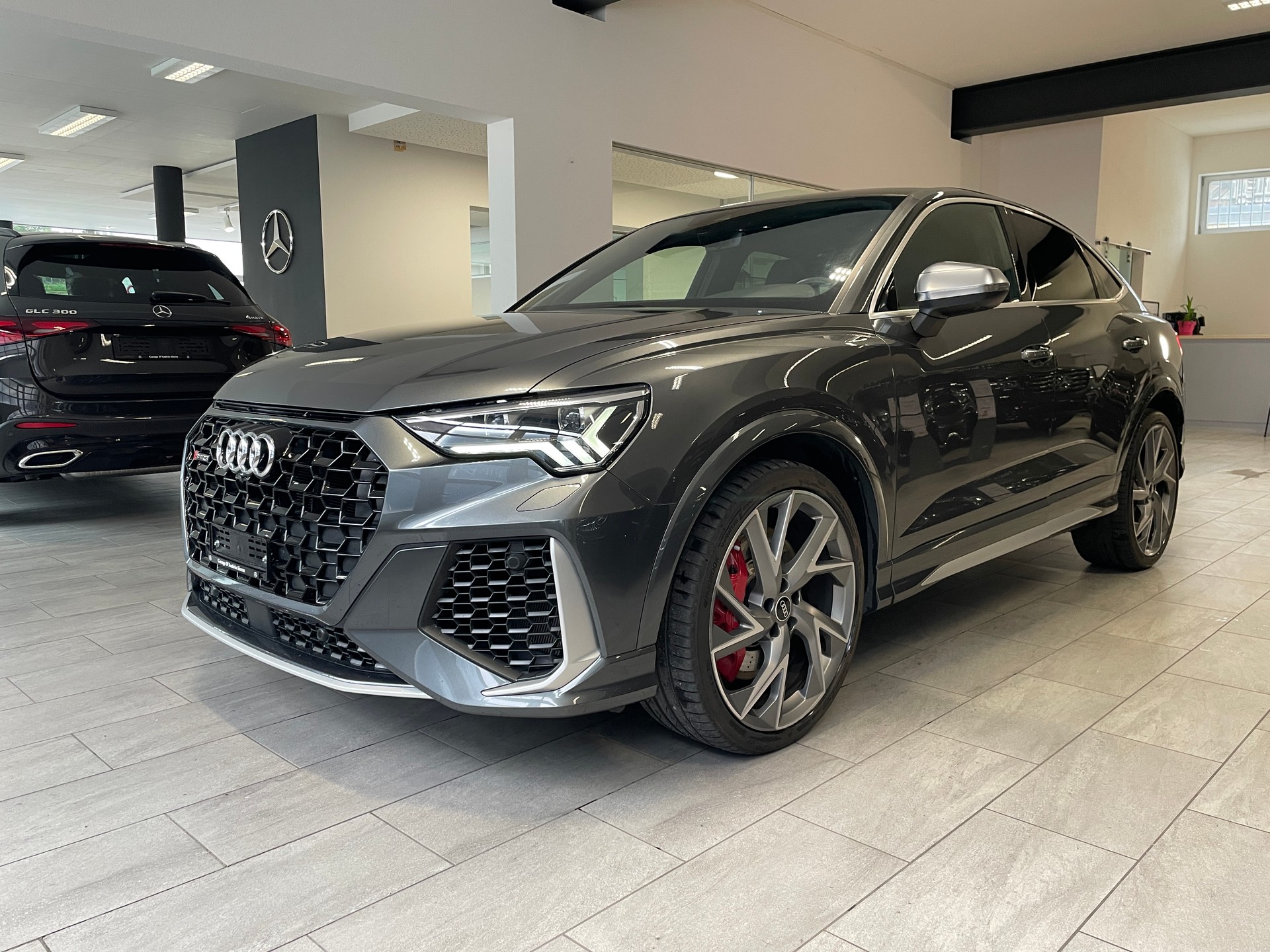 AUDI RS Q3 Sportback quattro S tronic-image-0