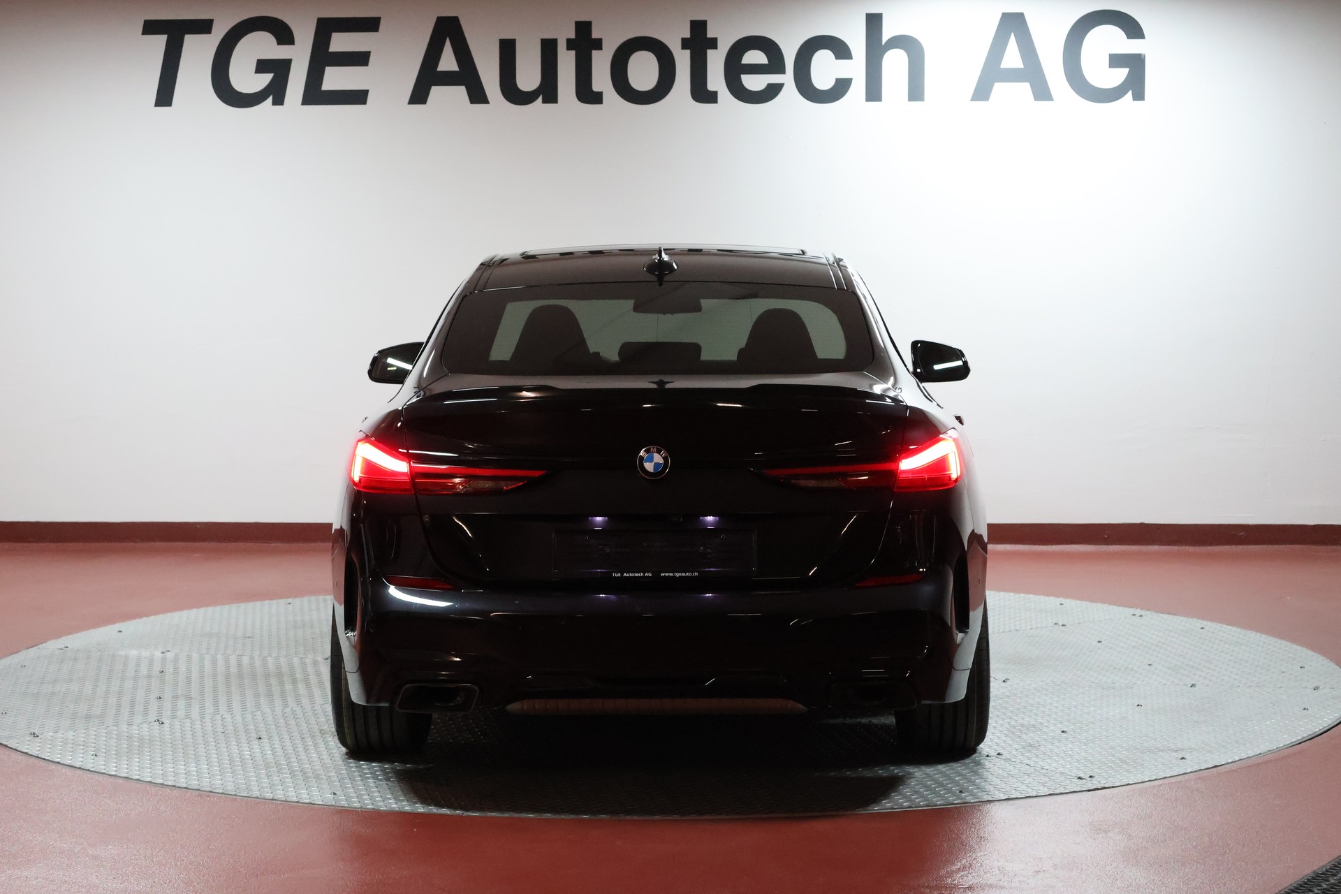 BMW M235i Gran Coupé xDrive M Sport Pro Steptronic-image-18