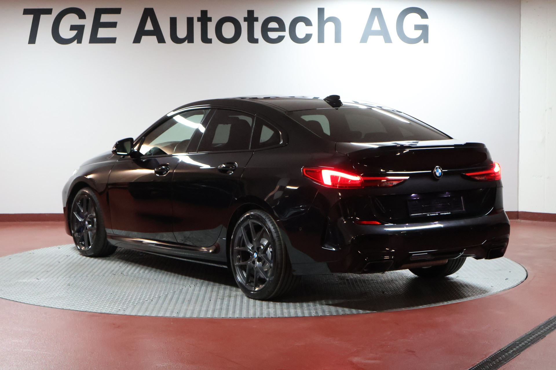 BMW M235i Gran Coupé xDrive M Sport Pro Steptronic-image-16