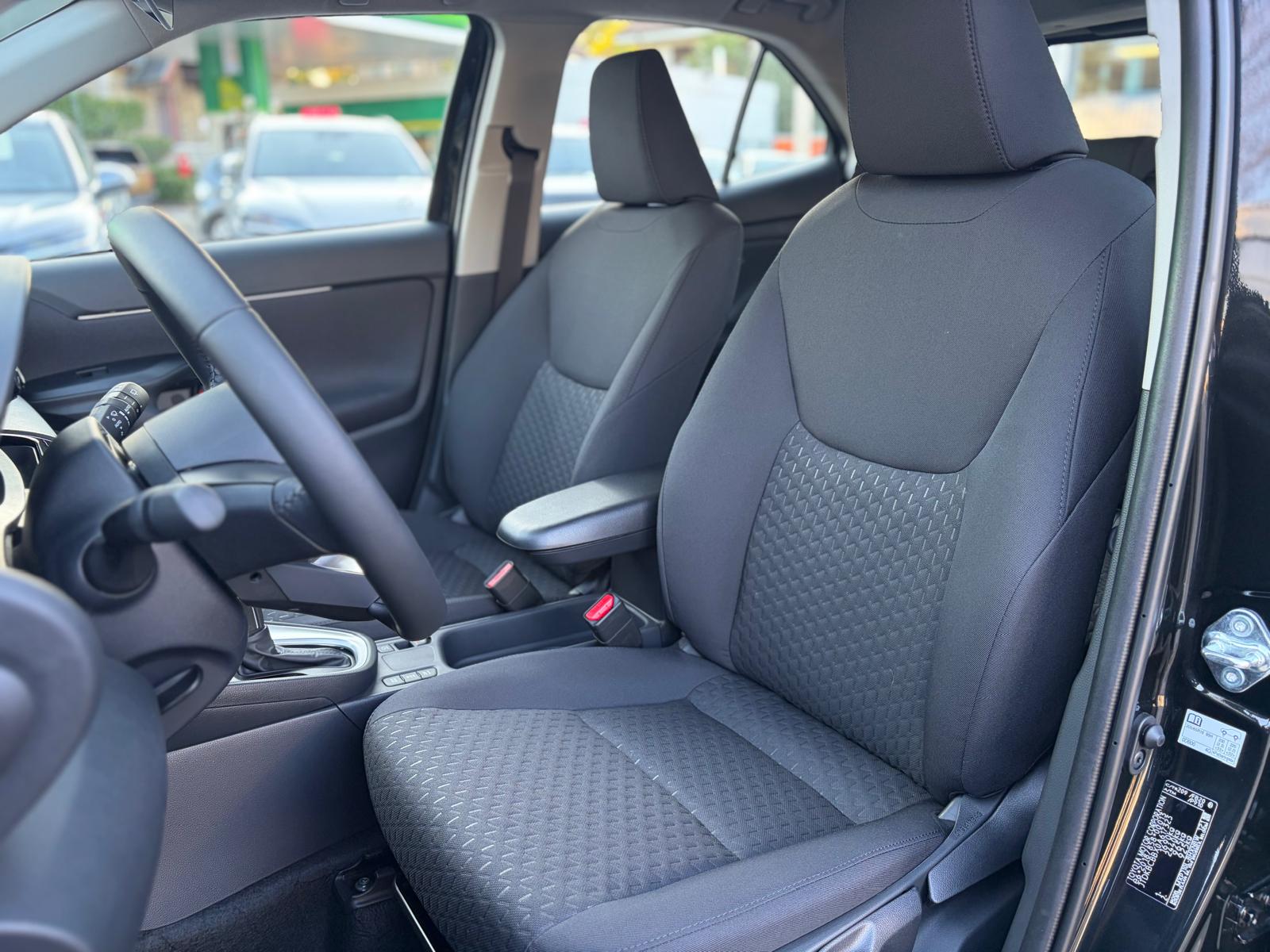 TOYOTA Yaris Cross 1.5 Comfort e-CVT-image-9
