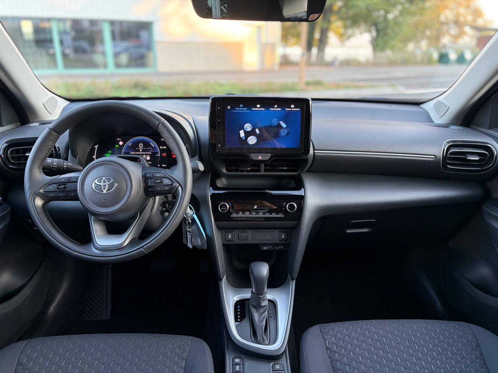 TOYOTA Yaris Cross 1.5 Comfort e-CVT-image-7