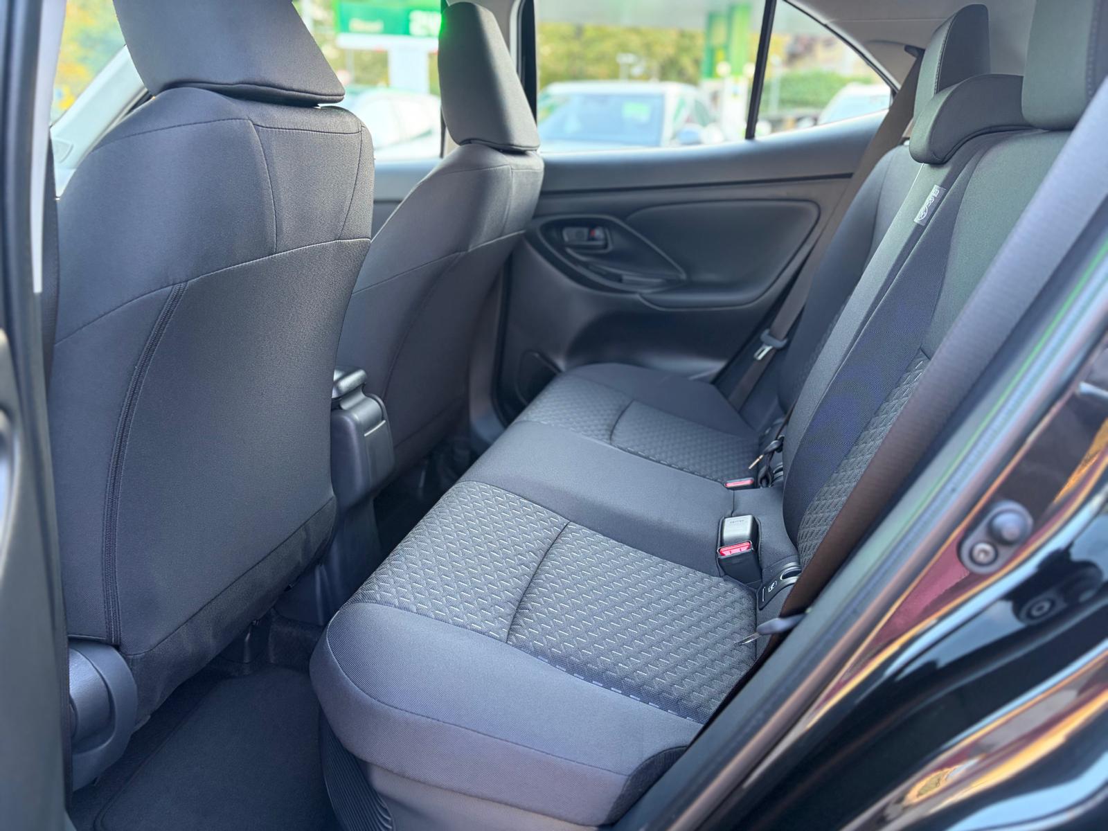 TOYOTA Yaris Cross 1.5 Comfort e-CVT-image-10