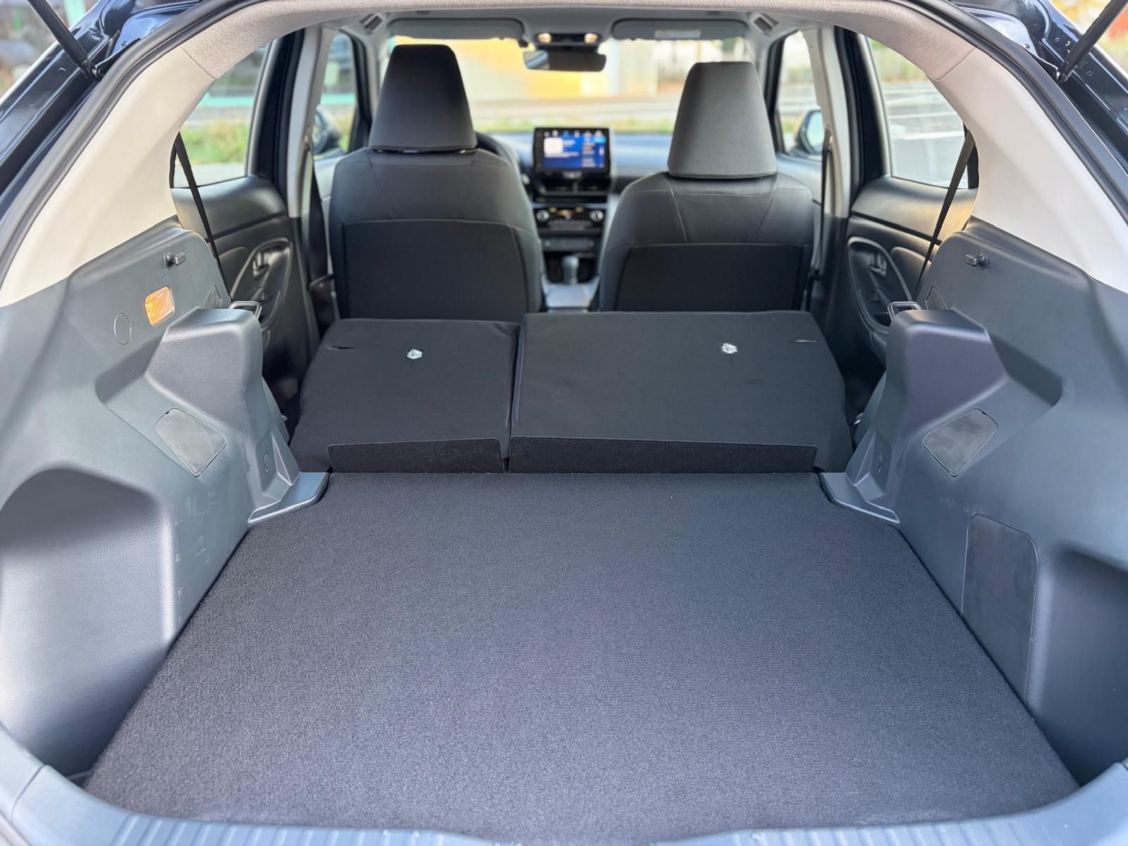 TOYOTA Yaris Cross 1.5 Comfort e-CVT-image-12