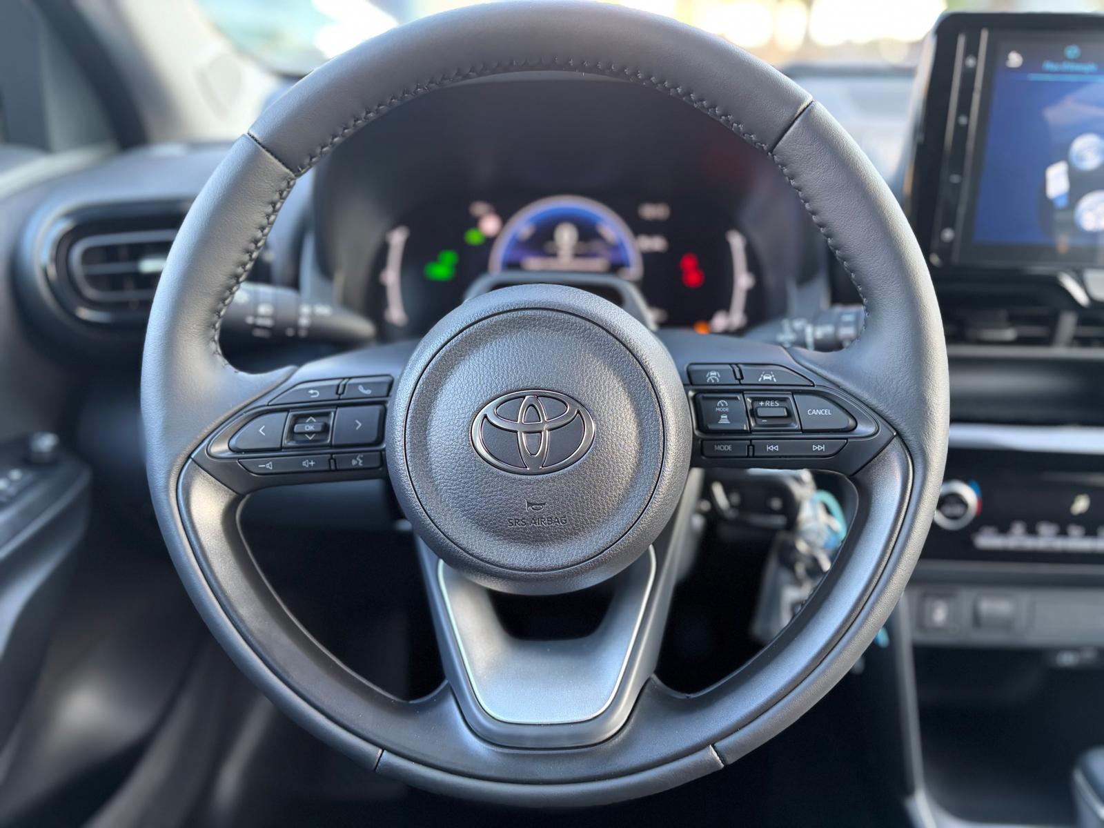 TOYOTA Yaris Cross 1.5 Comfort e-CVT-image-13