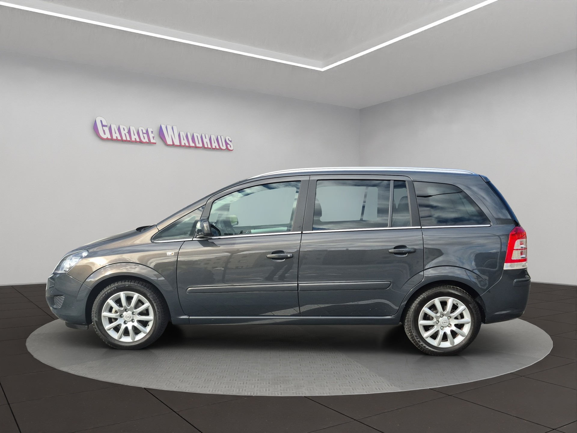 OPEL Zafira 1.8i 16V Enjoy-image-1