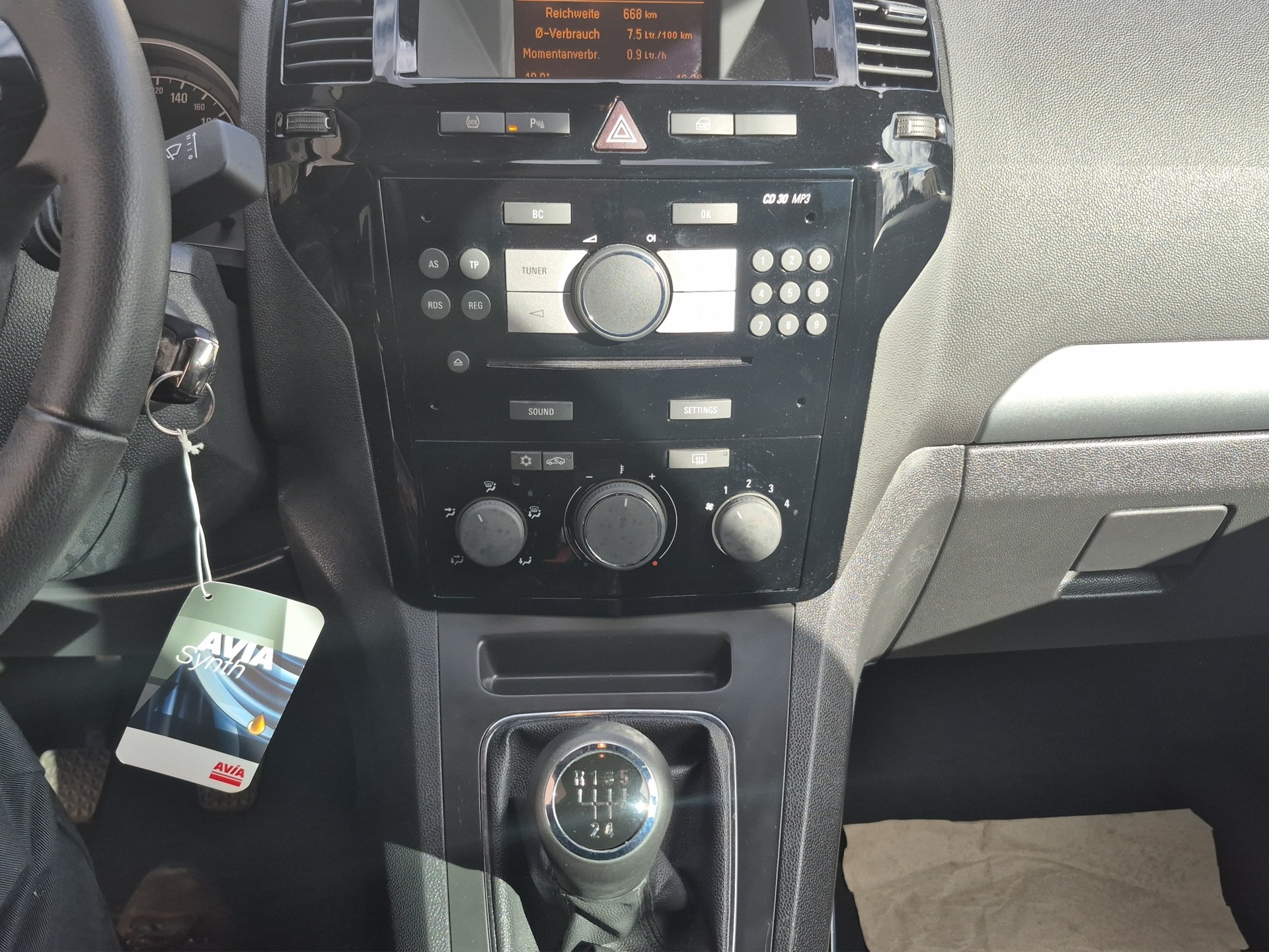 OPEL Zafira 1.8i 16V Enjoy-image-12