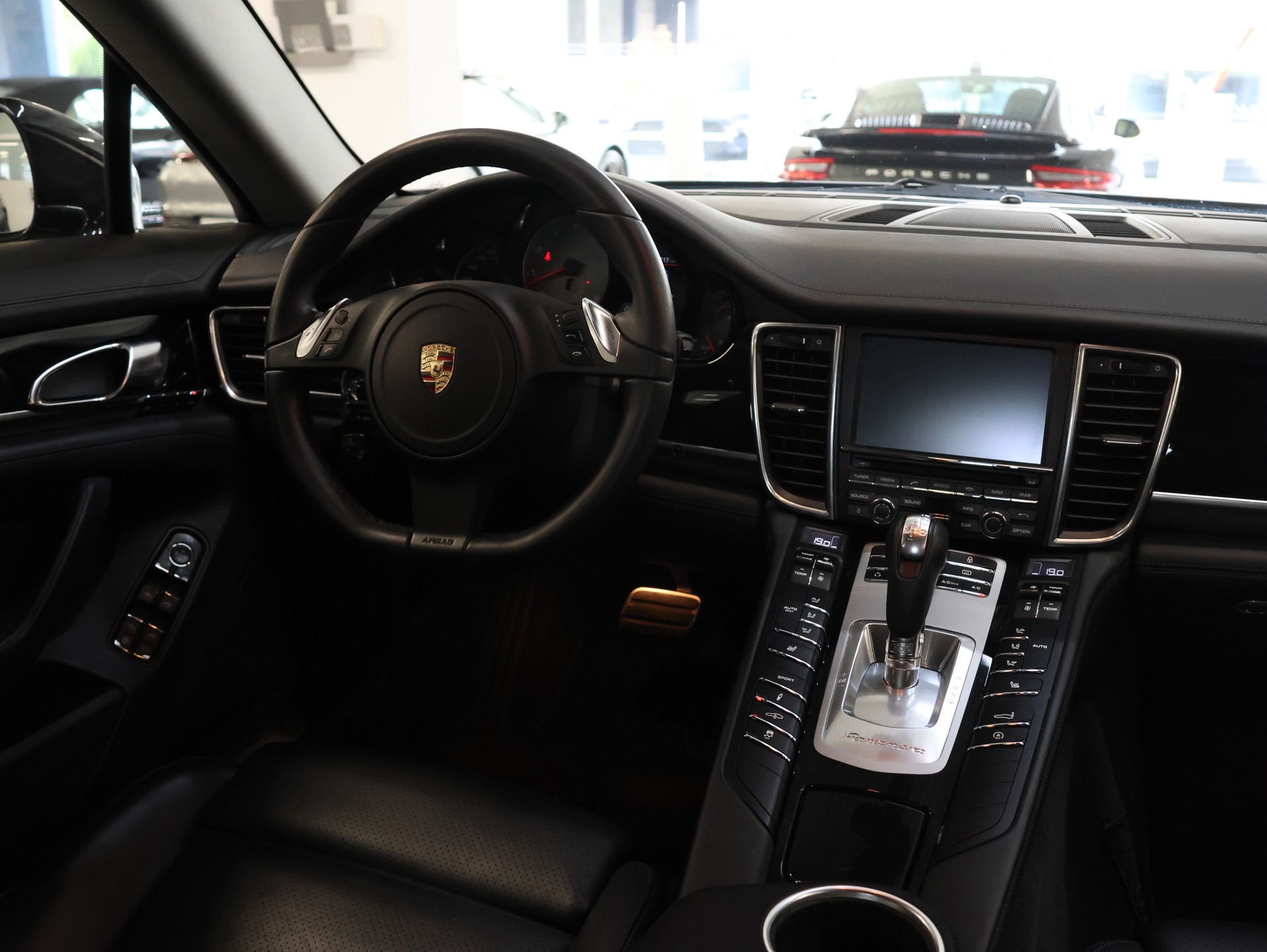 PORSCHE Panamera 4S 4.8 PDK *1.HAND*-image-18