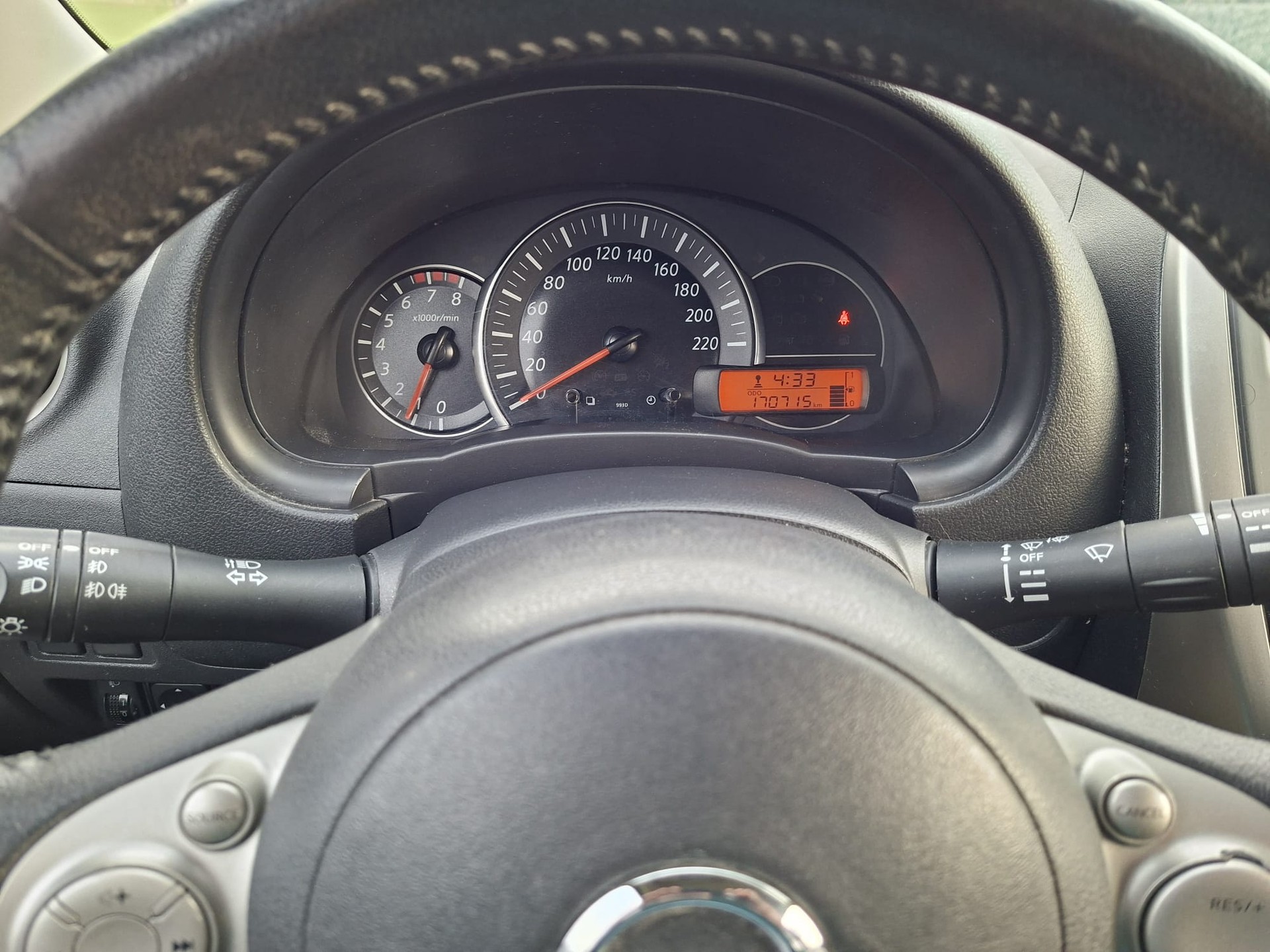NISSAN Micra 1.2 tekna-image-5