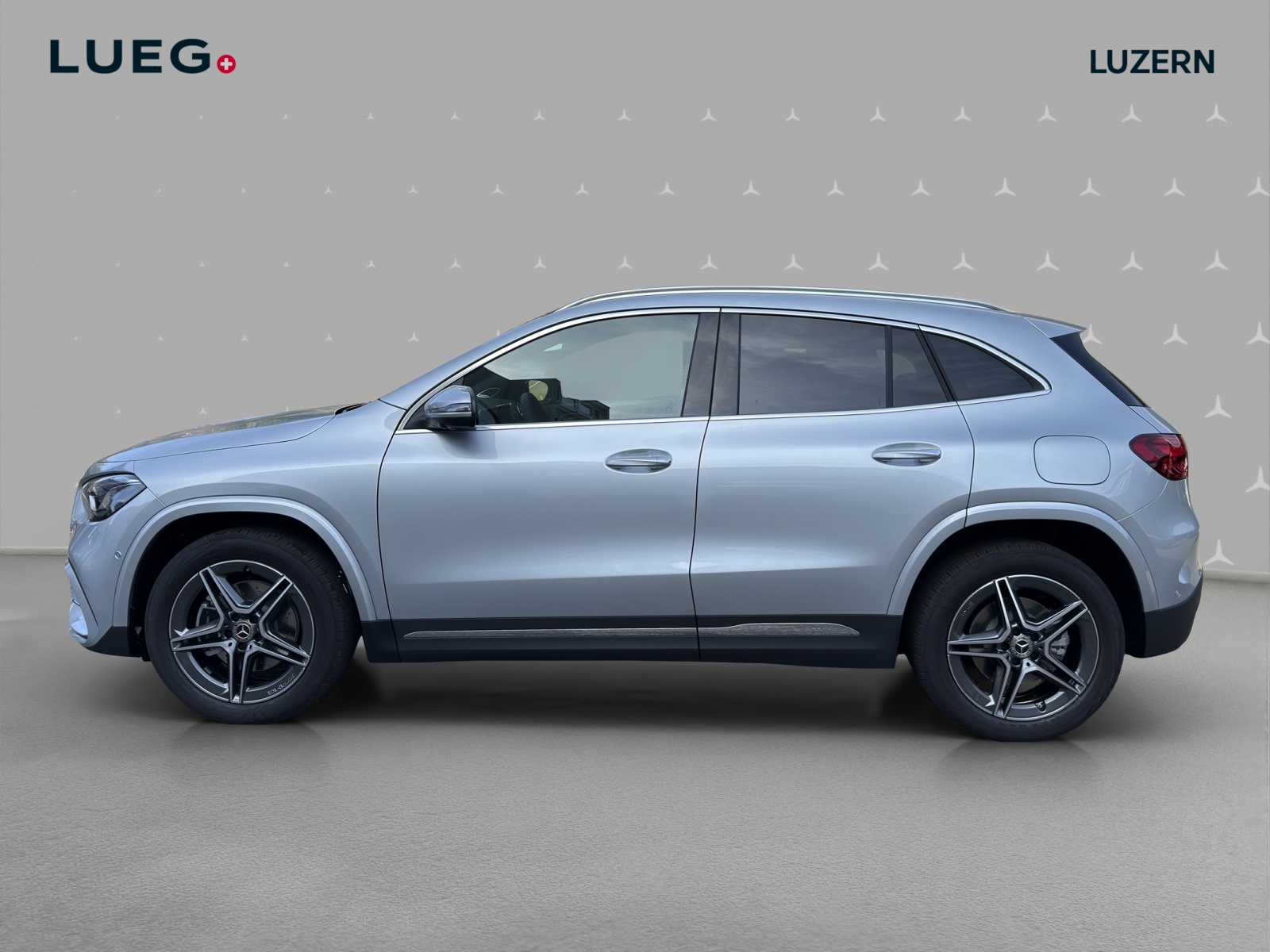 MERCEDES-BENZ GLA 250 e EQ Star 8G-DCT-image-1