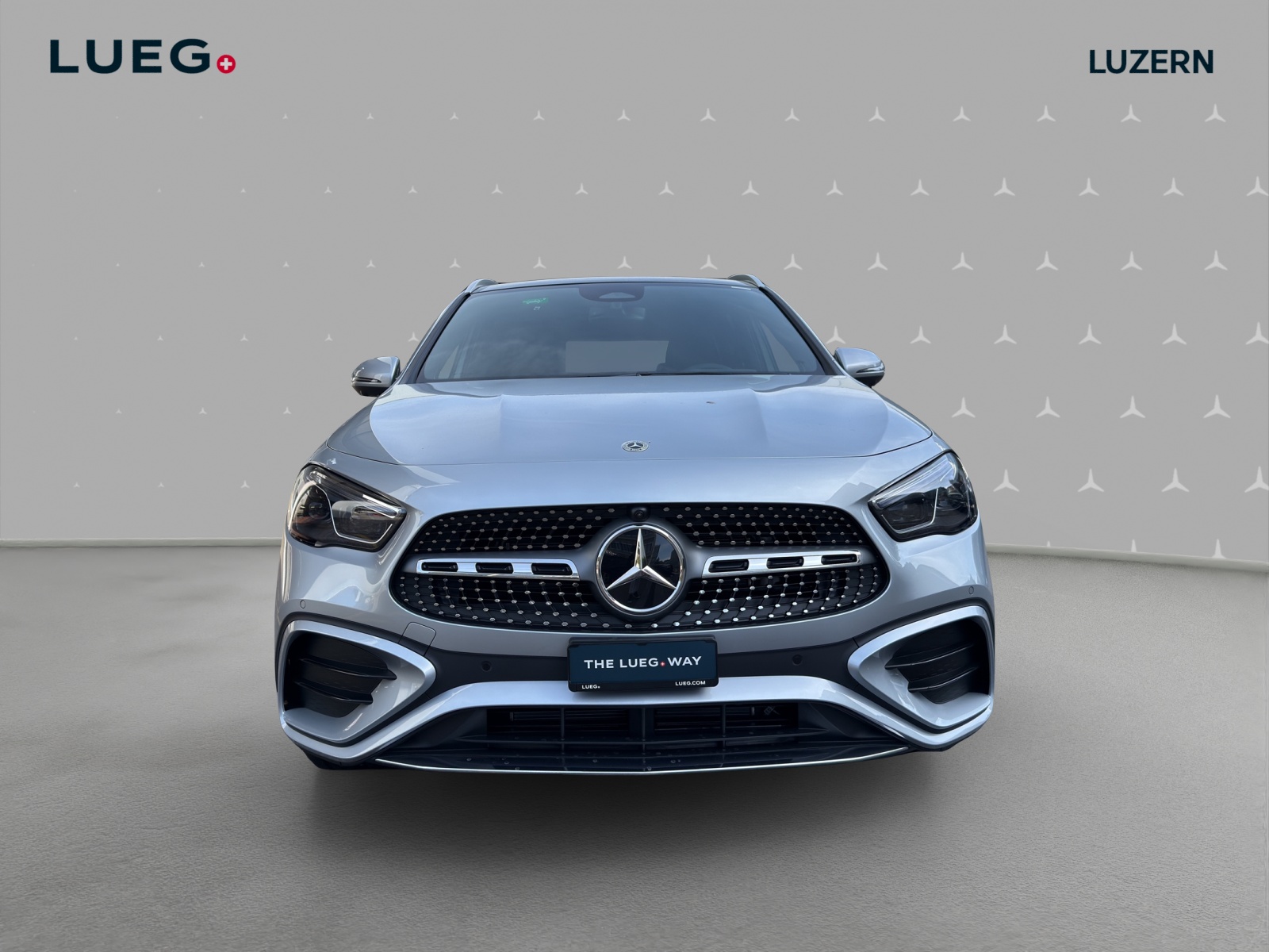 MERCEDES-BENZ GLA 250 e EQ Star 8G-DCT-image-5
