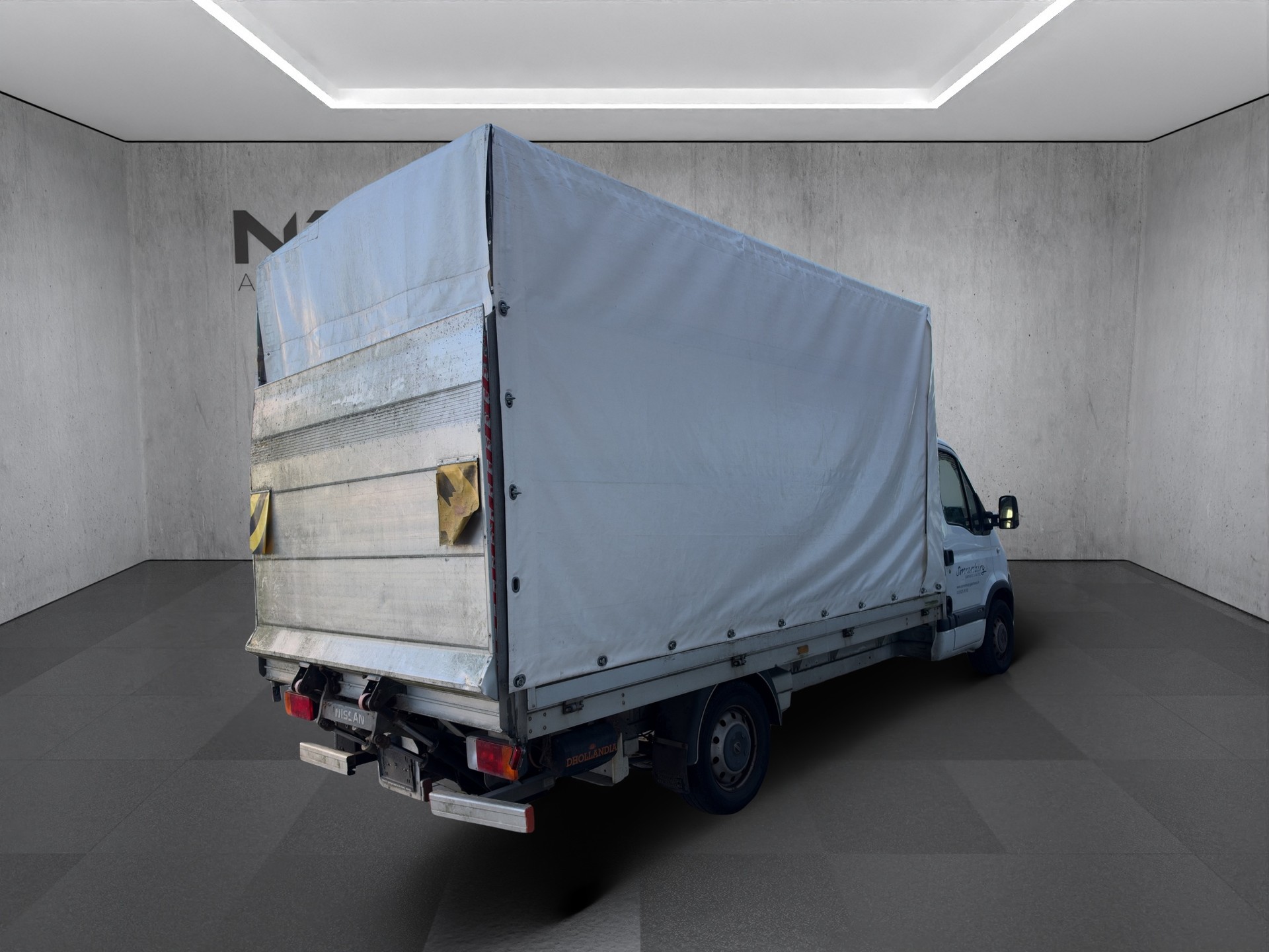 NISSAN INTERSTAR T35 150-showroom-element-3