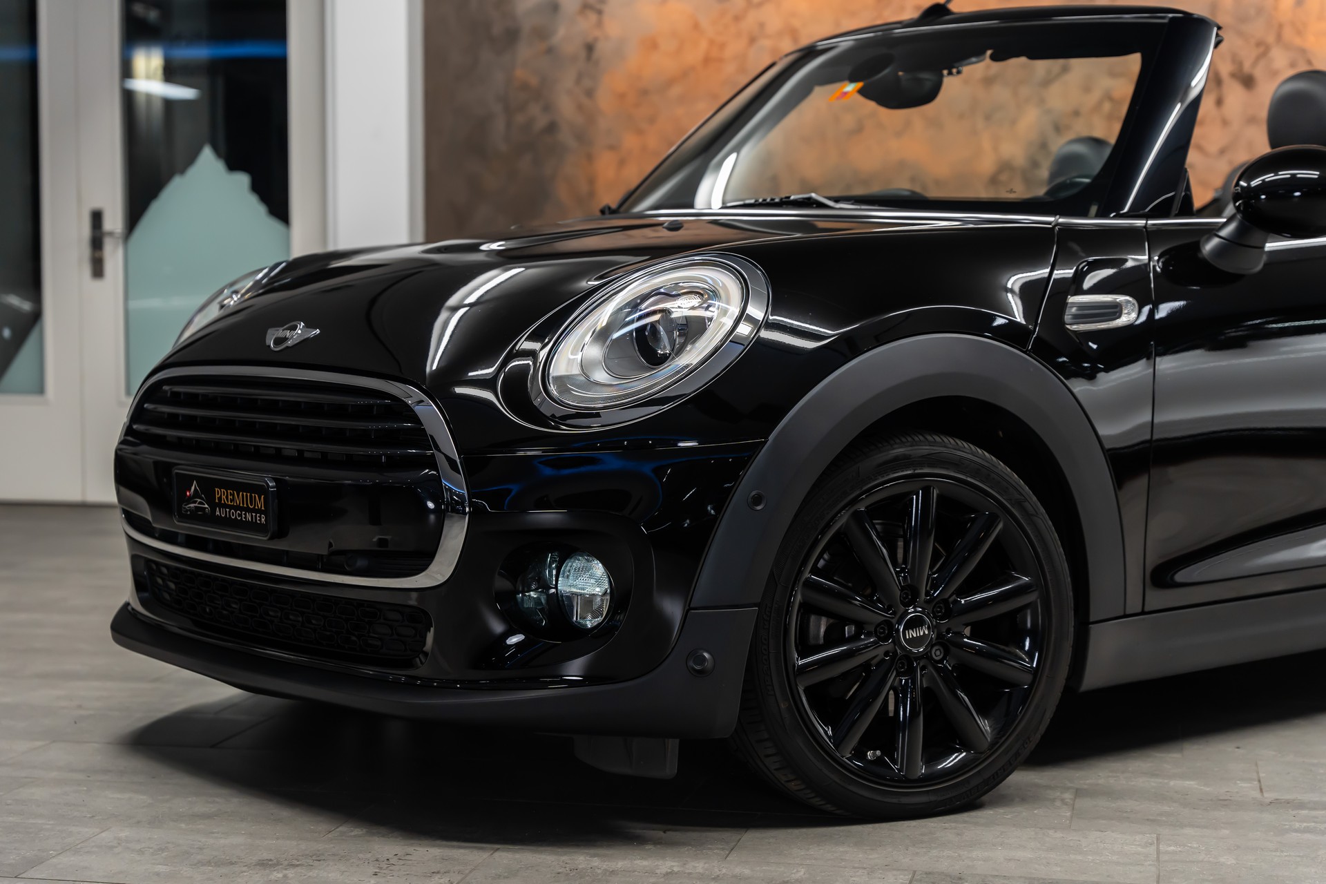 MINI Cooper Cabriolet Steptronic *CH-Fahrzeug*Vollleder*Garantie*-image-4