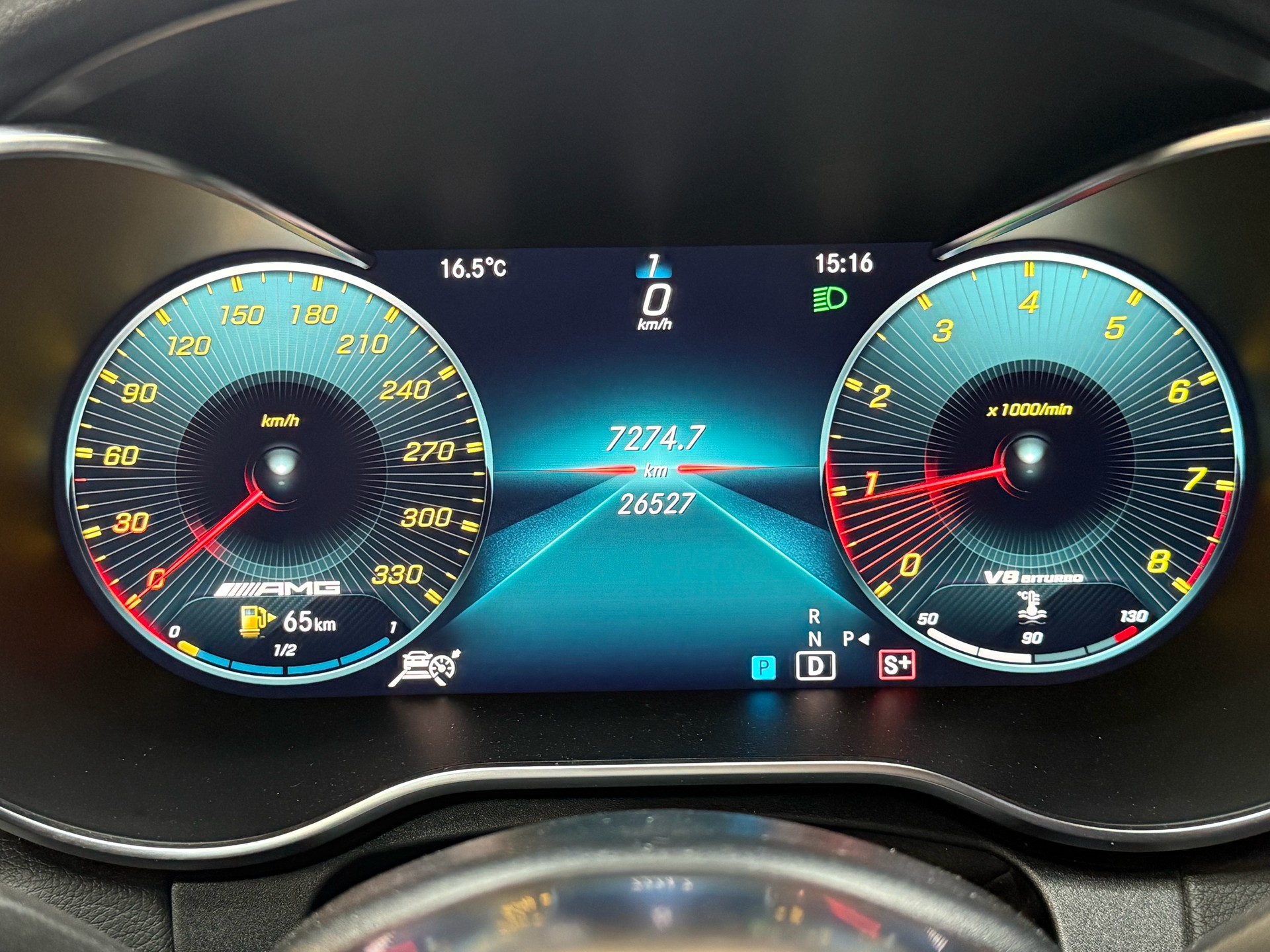MERCEDES-BENZ C 63 S AMG 9G-tronic-image-10