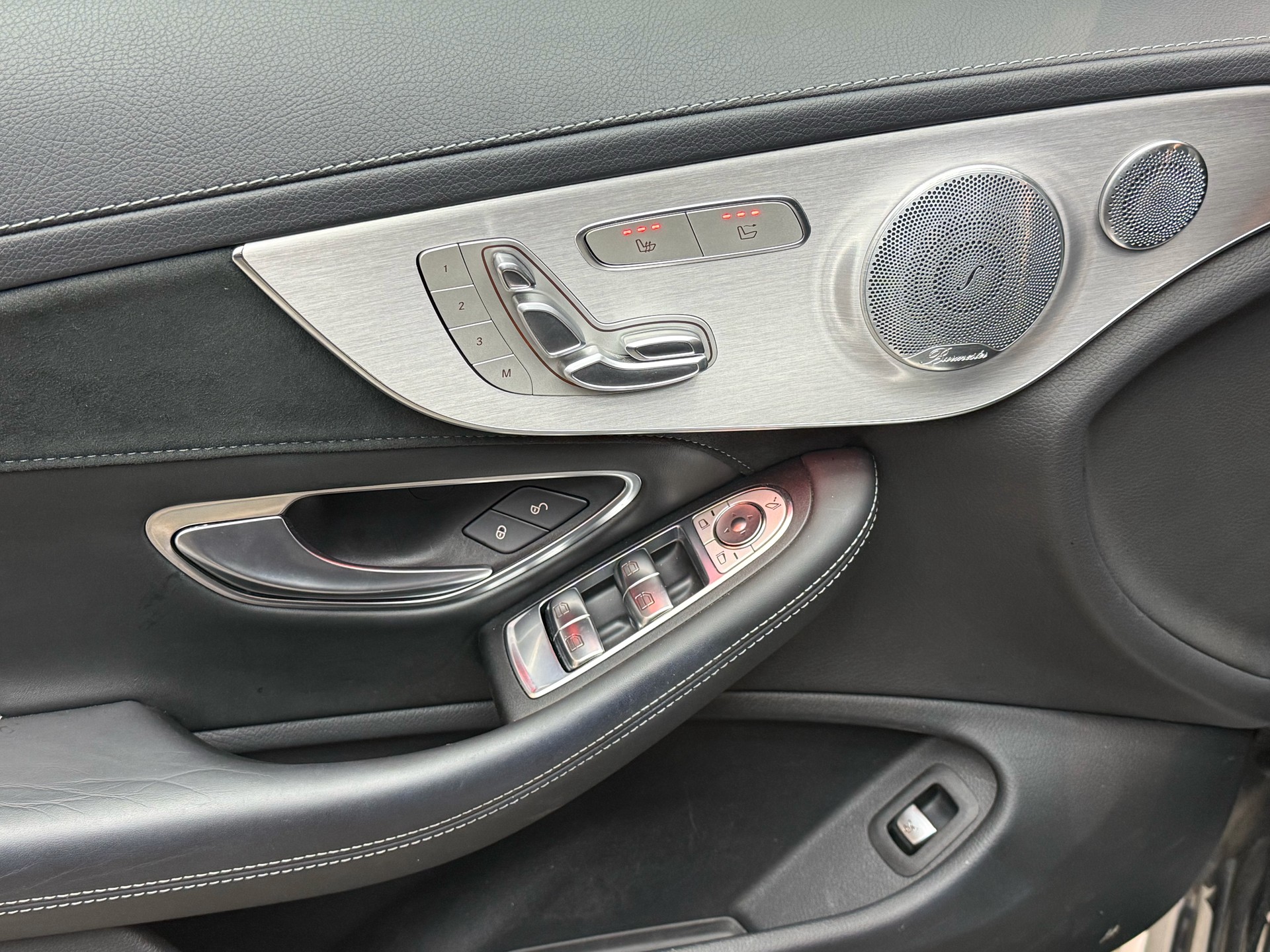 MERCEDES-BENZ C 63 S AMG 9G-tronic-image-20