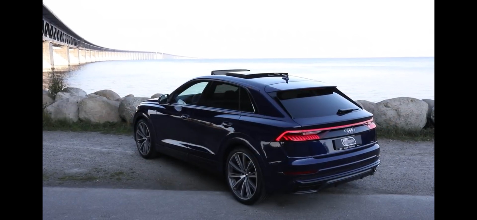 AUDI Q8 60 TFSI e quattro PHEV tiptronic-image-7