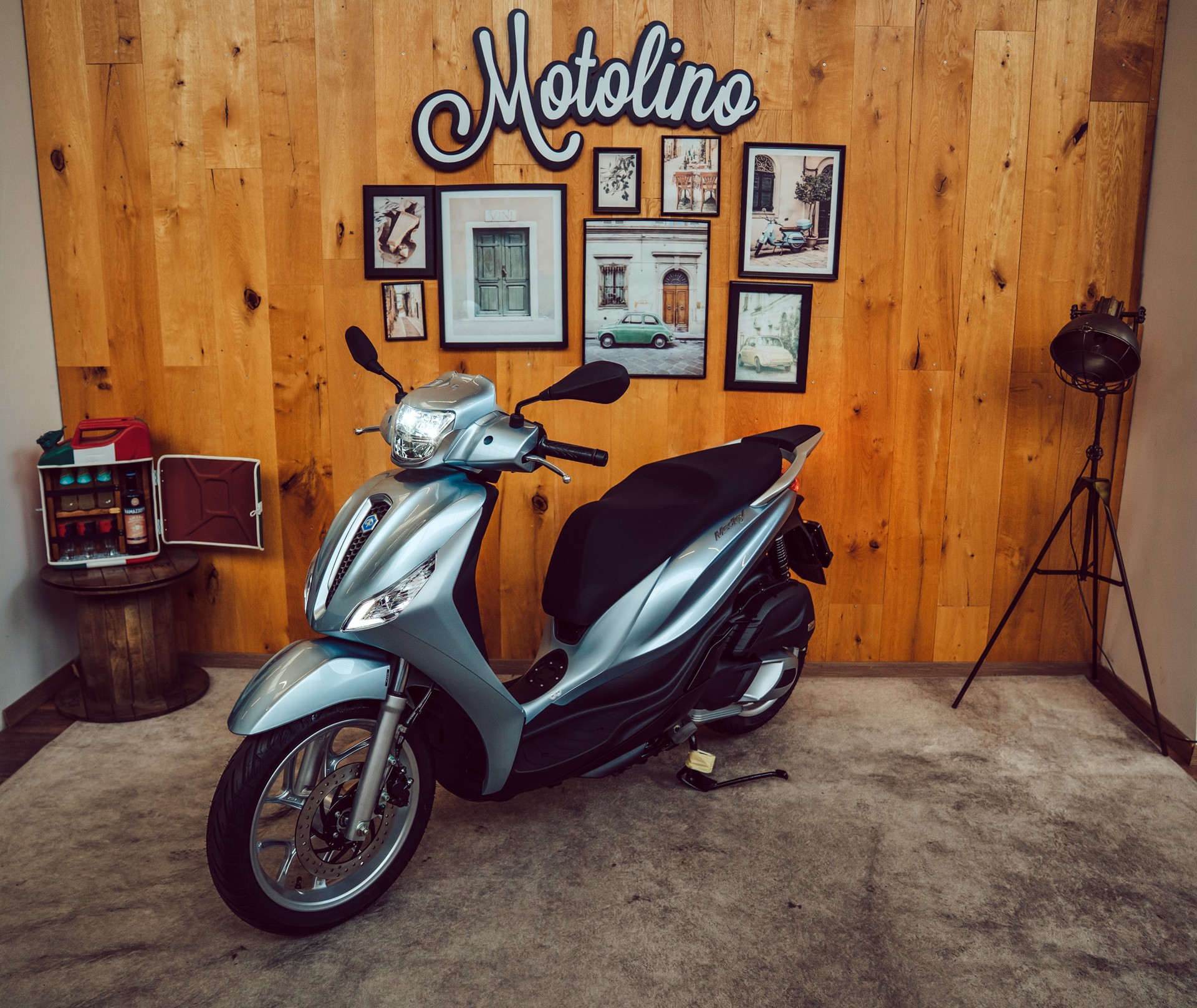 PIAGGIO Medley 125 E5+-showroom-element-2