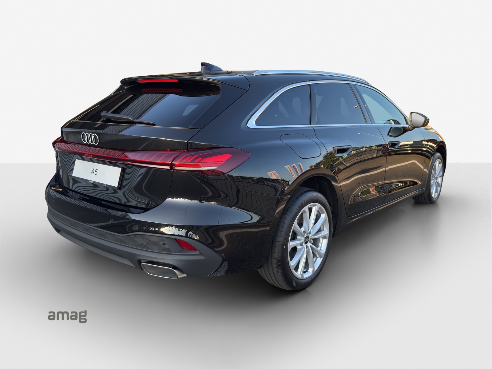 AUDI A5 Avant TFSI 150 kW S tronic-image-4