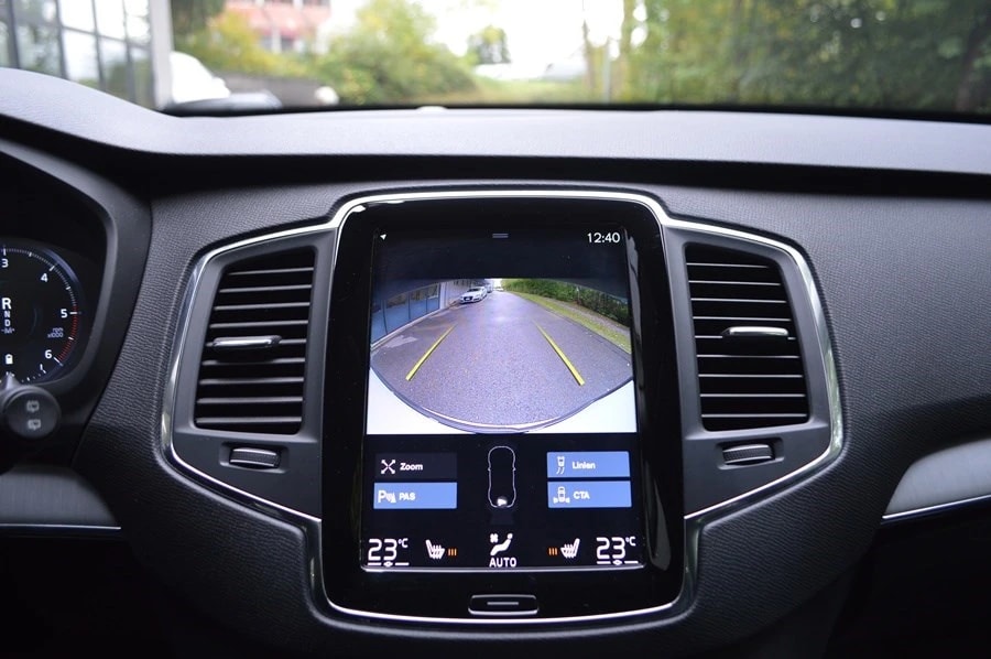 VOLVO XC90 B5 Diesel Mild Hybrid AWD 7 Plätze I Momentum Geartronic-image-15