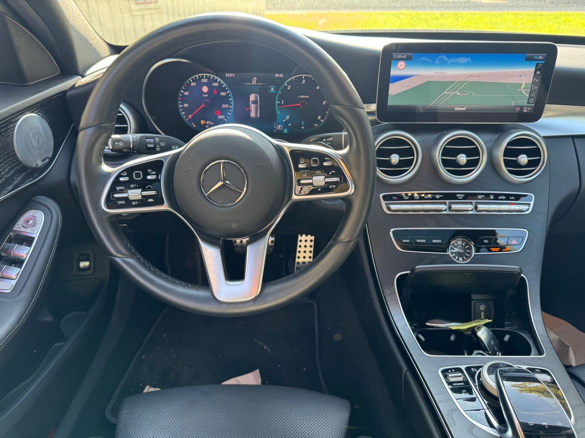MERCEDES-BENZ C 220 d Swiss Star AMG Line 4M 9G-Tronic-image-8
