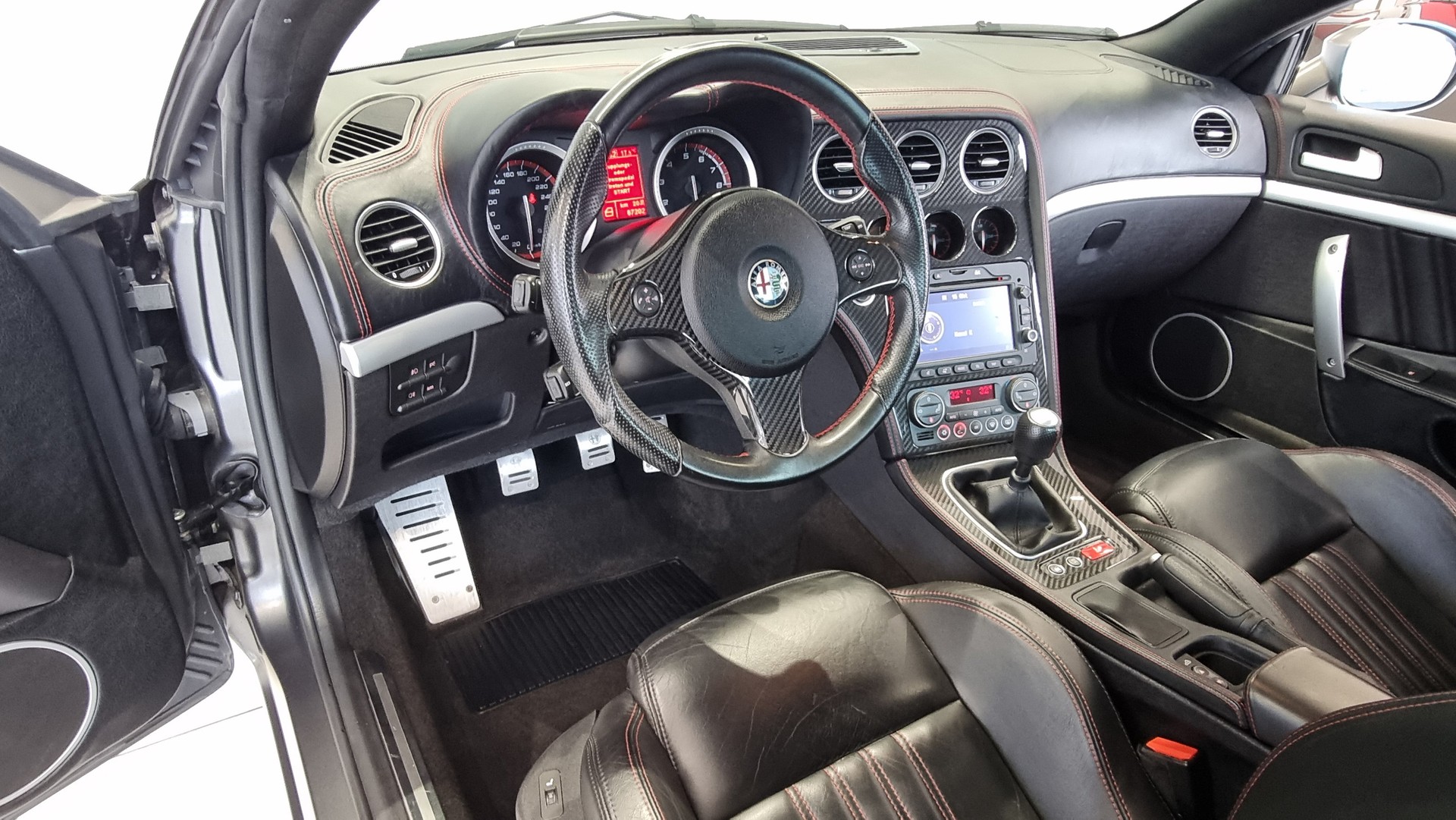 ALFA ROMEO Spider 1.8 TBi 16V Italia Indipendent-image-30